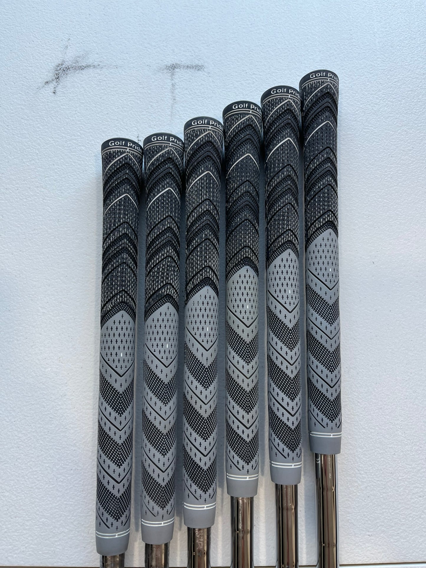 Photo of Taylormade 2023 P790 Iron Set Stiff Flex Dynamic Gold 105