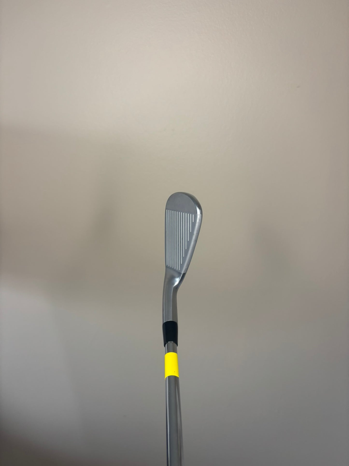 Mizuno JPX 923 Forged 7-Iron DG 105g S300 Stiff Flex 37.25″ MINT