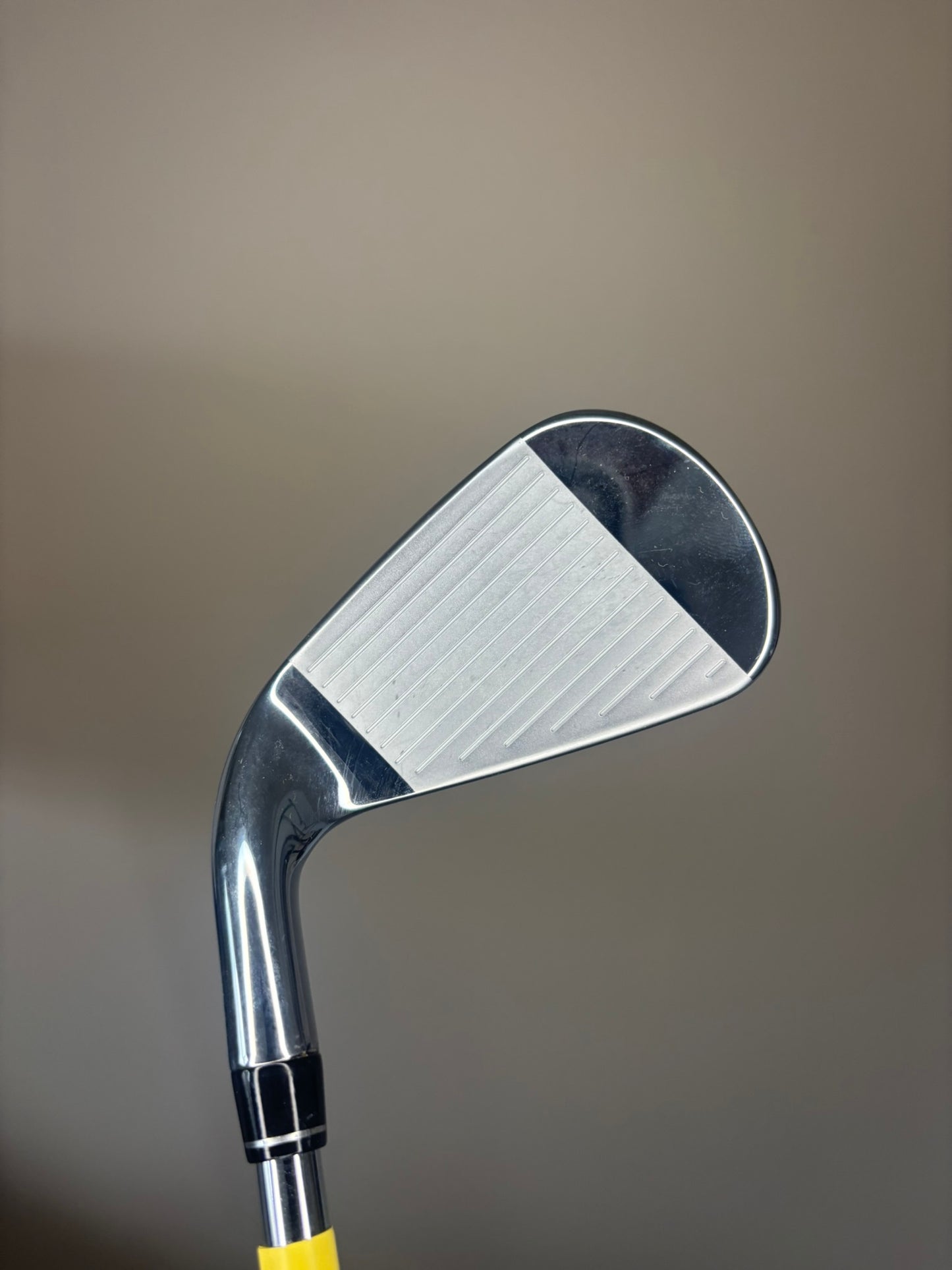 Callaway Paradym X 7-Iron Elevate MPH 85 Stiff Flex 37″ MINT