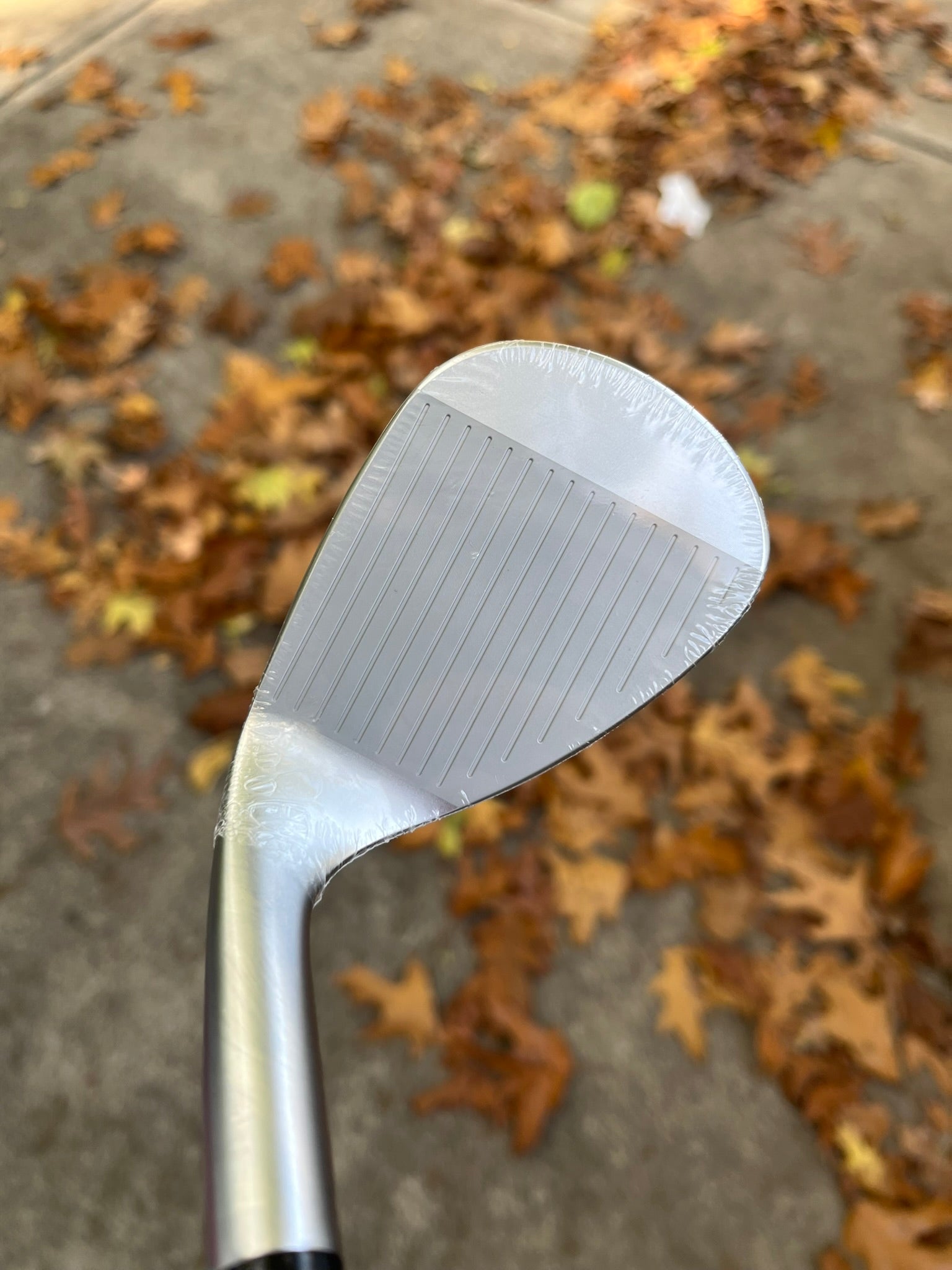 Photo of Mizuno Pro T-1 Soft White Satin Lob Wedge 58° Stiff Flex Tour Issue S400