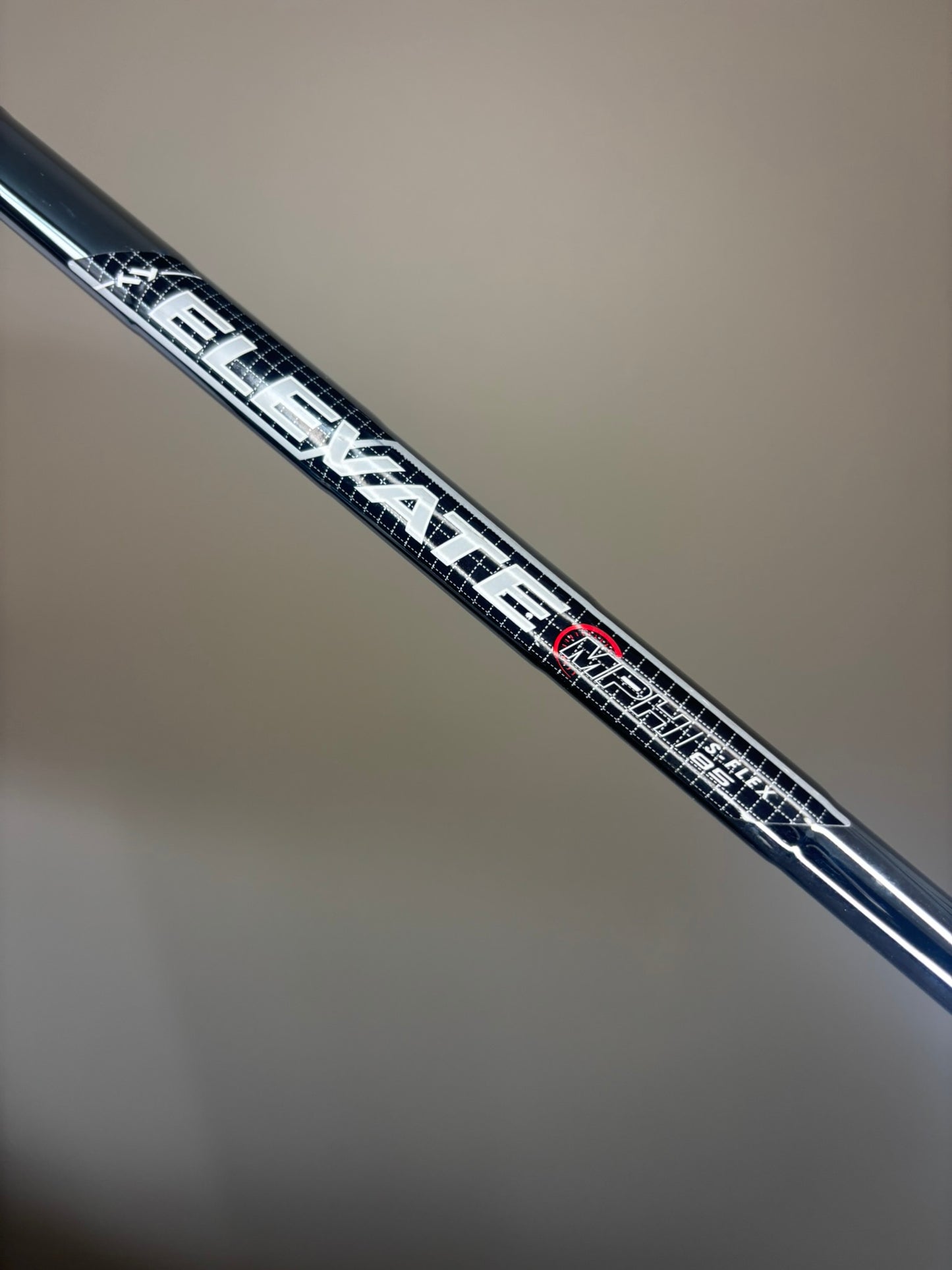 Callaway Paradym X 7-Iron Elevate MPH 85 Stiff Flex 37″ MINT