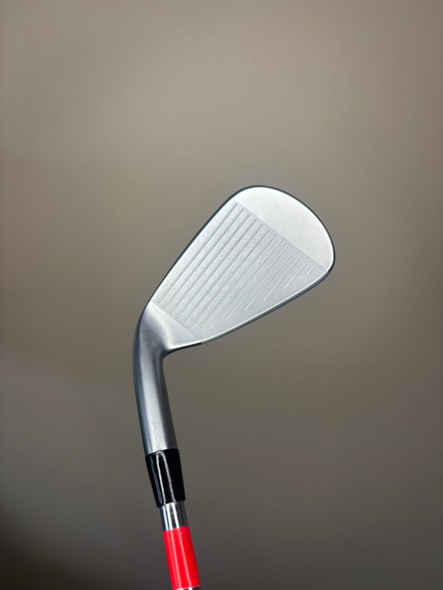 Mizuno JPX 923 Hot Metal 7-Iron DG 95 R300 Regular Flex 37.25″ MINT