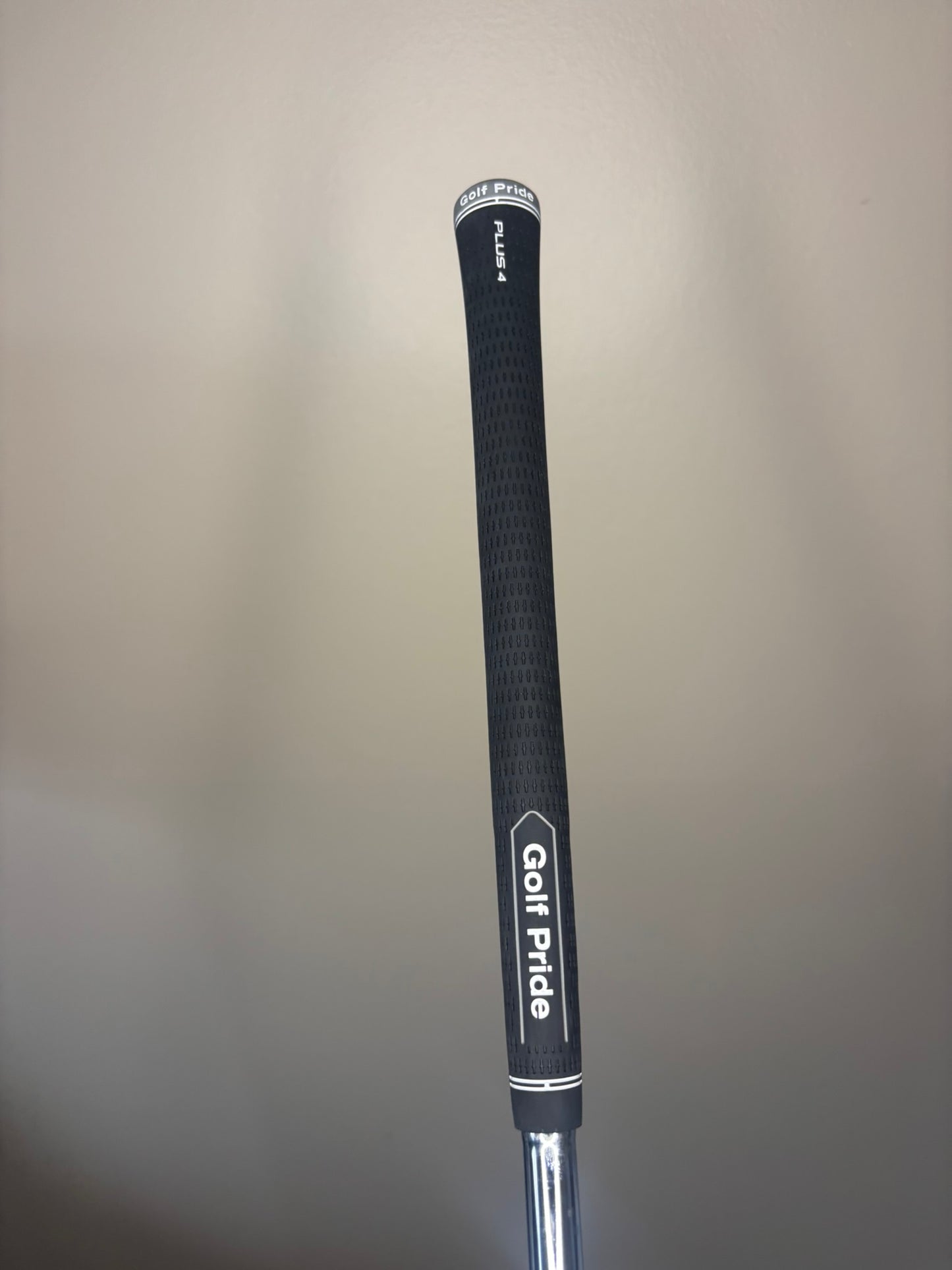 Mizuno JPX 923 Hot Metal 7-Iron DG 95 R300 Regular Flex 37.25″ MINT