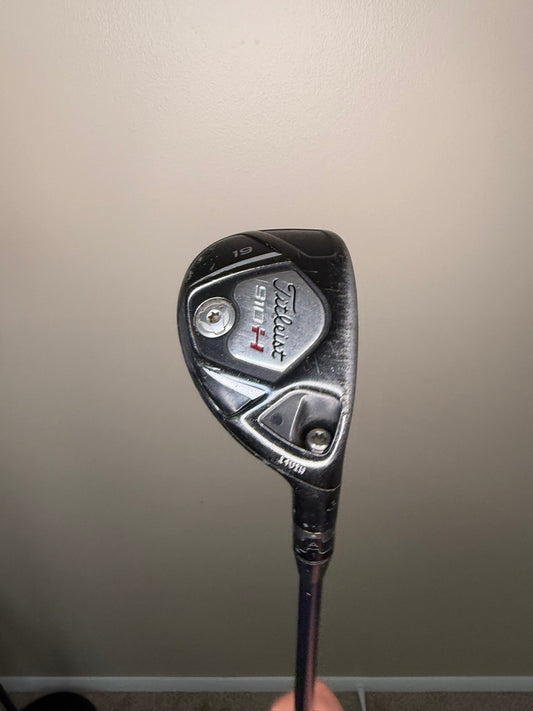 Photo of Titleist 910 H 3 Hybrid 19° Stiff Flex Diamana Kai'Li Blue