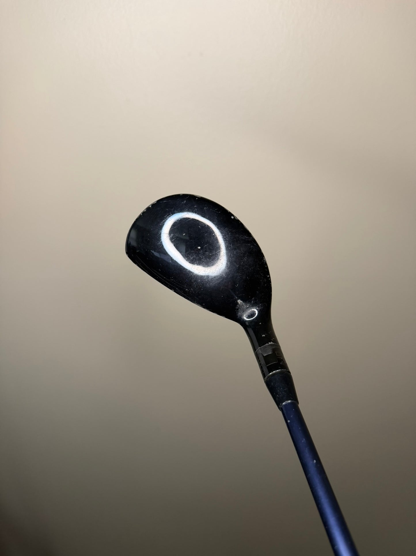 Photo of Titleist 910 H 3 Hybrid 19° Stiff Flex Diamana Kai'Li Blue
