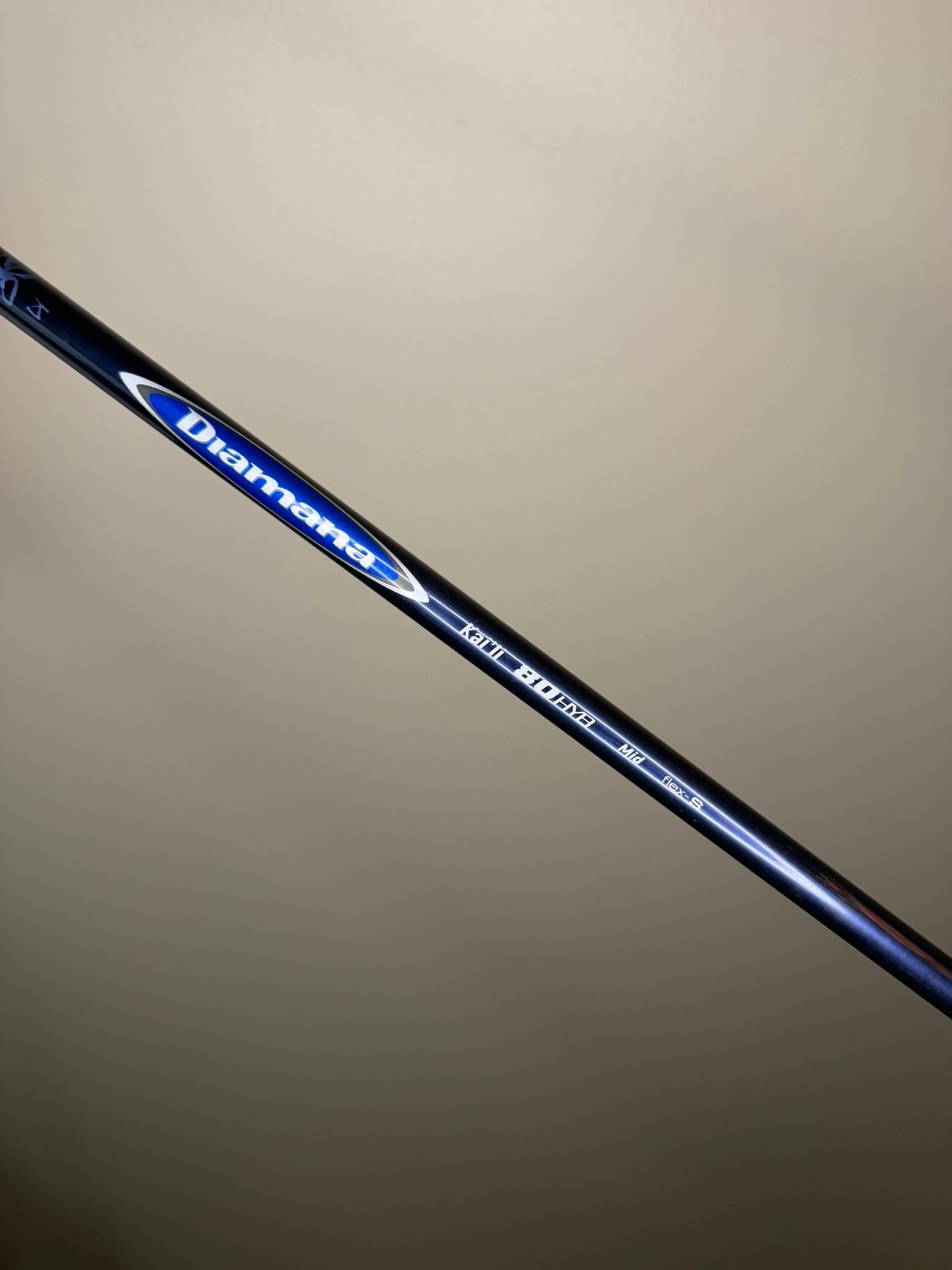 Photo of Titleist 910 H 3 Hybrid 19° Stiff Flex Diamana Kai'Li Blue