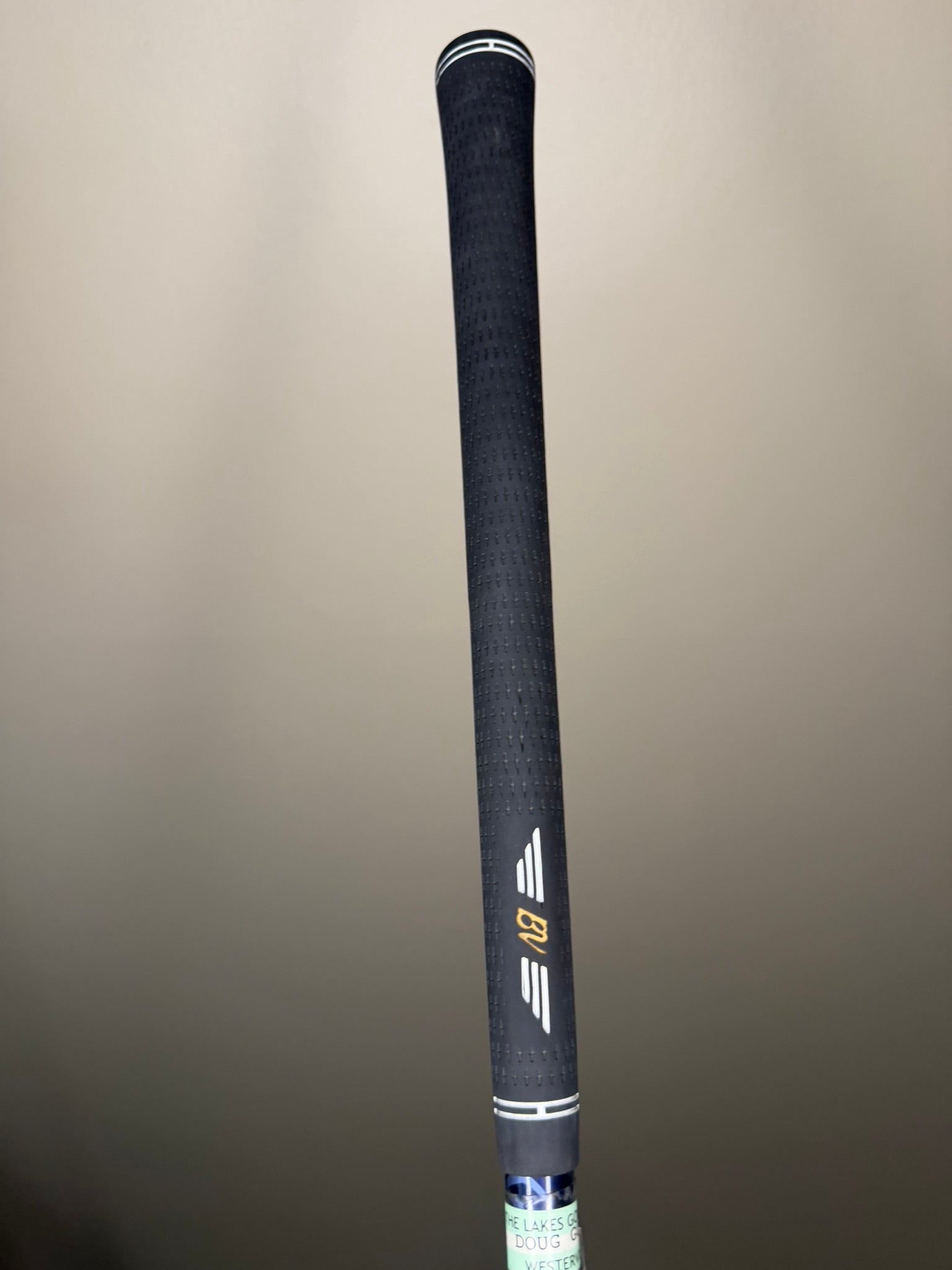 Photo of Titleist 910 H 3 Hybrid 19° Stiff Flex Diamana Kai'Li Blue