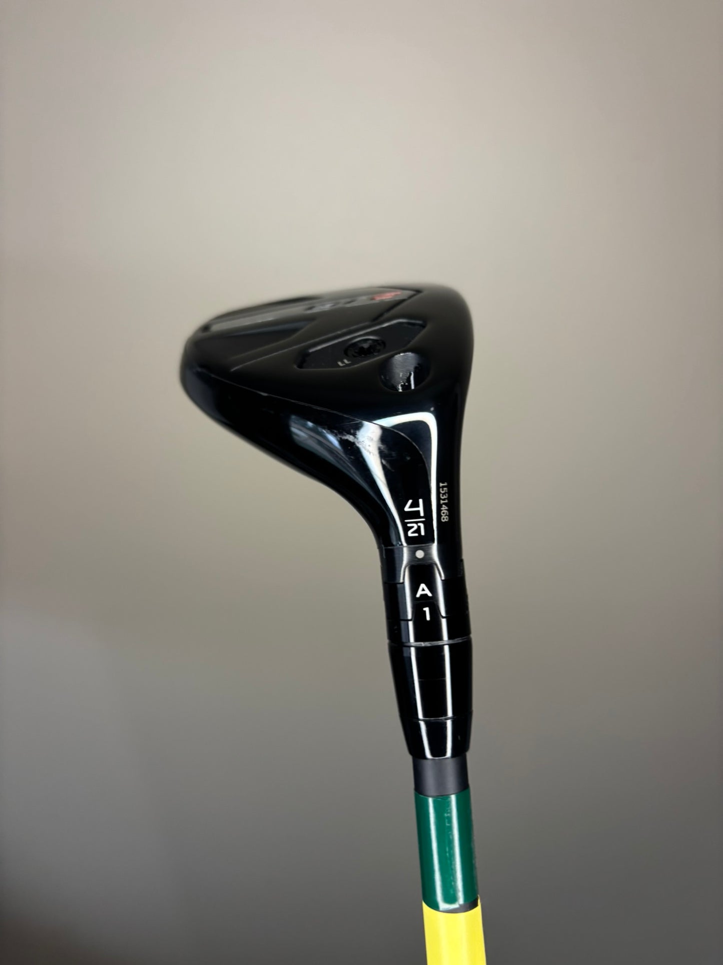 Titleist GT2 4 Hybrid 21° Tensei 1K Blue 65HY Stiff Flex 40″ MINT