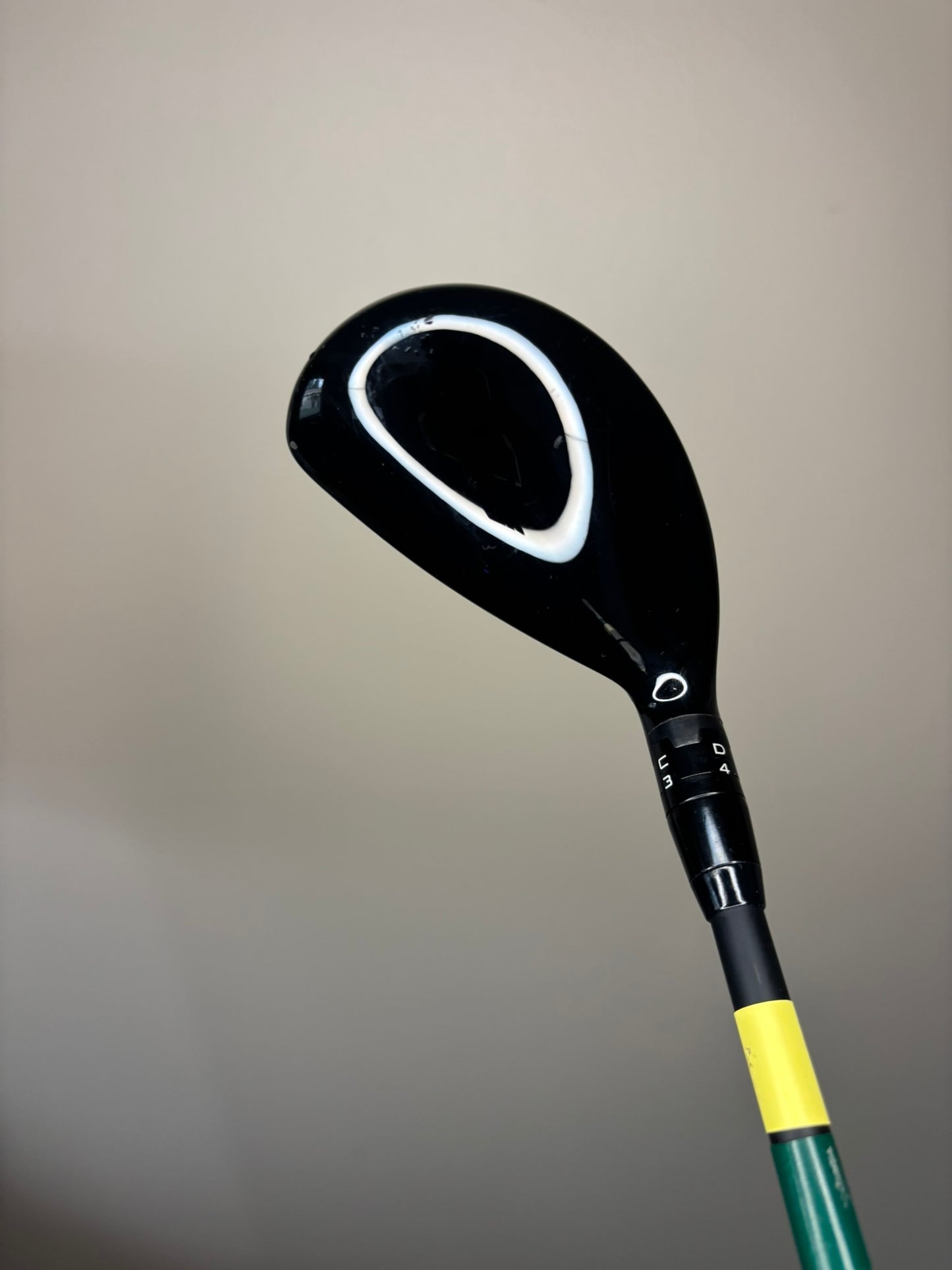 Titleist GT3 4 Hybrid 21° Tensei 1K Black 65HY Stiff Flex 40″ NICE