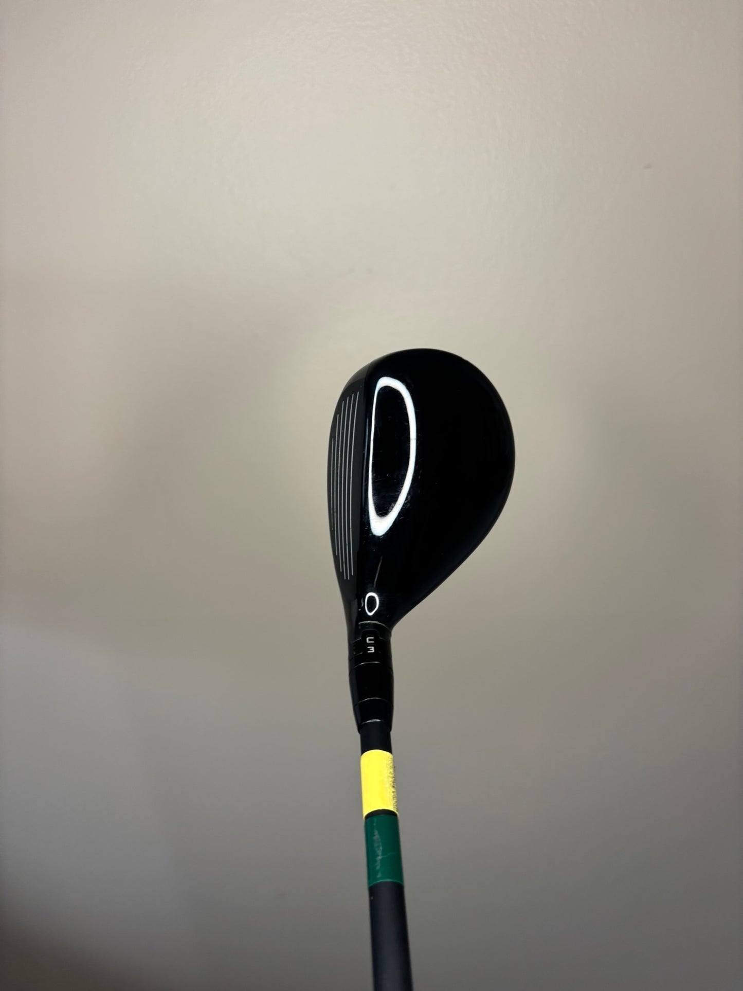 Titleist GT2 4 Hybrid 21° Tensei 1K Blue Stiff Flex 40″ NICE