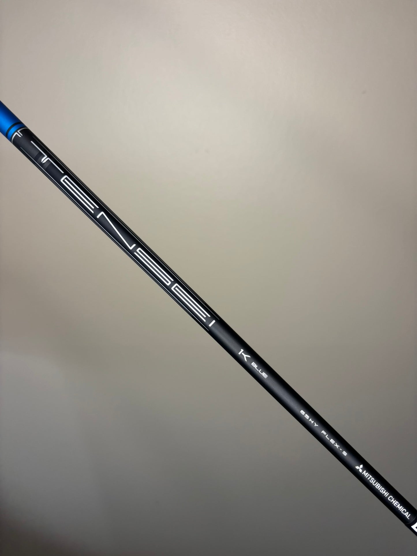 Titleist GT2 4 Hybrid 21° Tensei 1K Blue Stiff Flex 40″ NICE