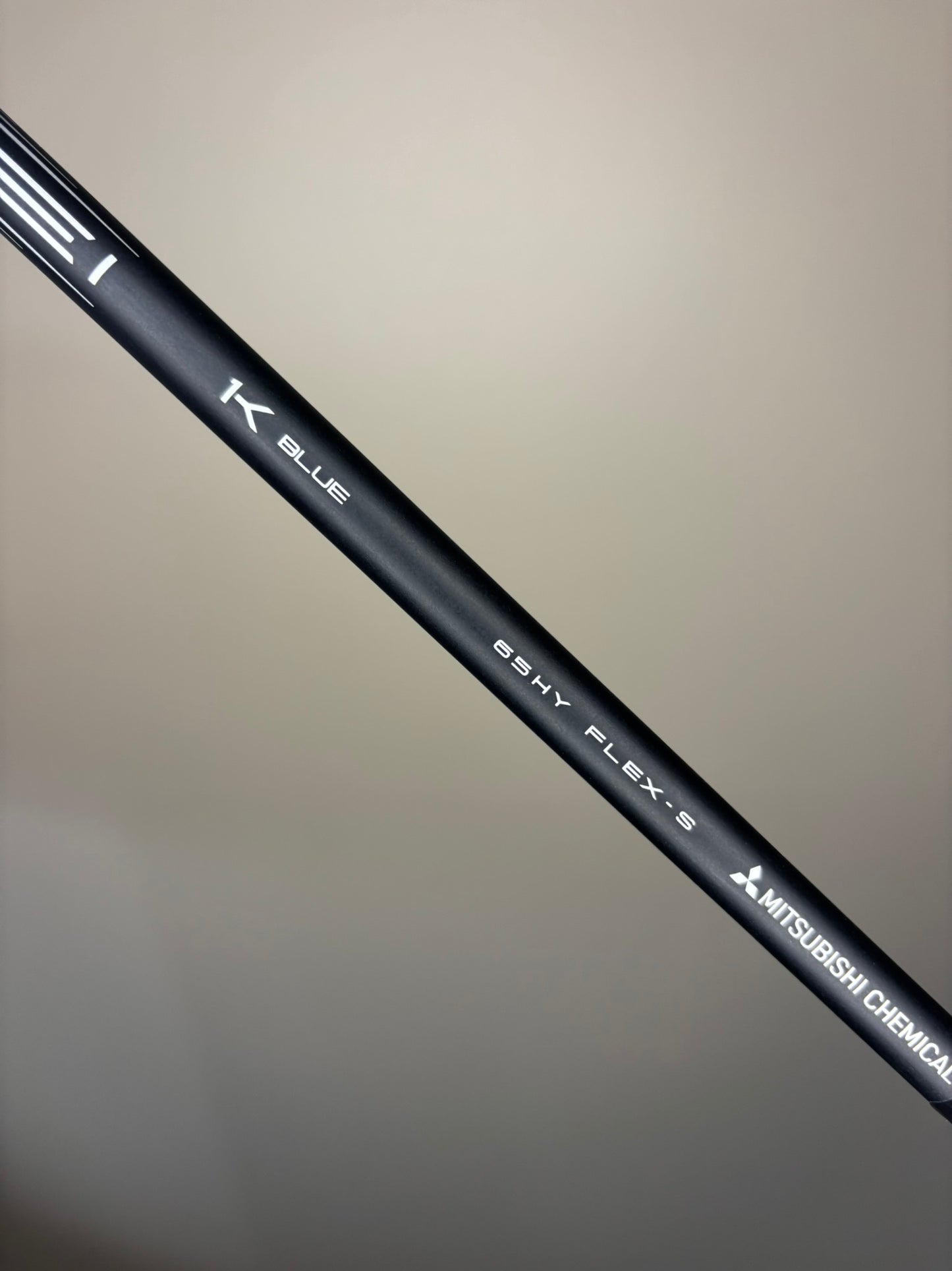 Titleist GT2 4 Hybrid 21° Tensei 1K Blue Stiff Flex 40″ NICE