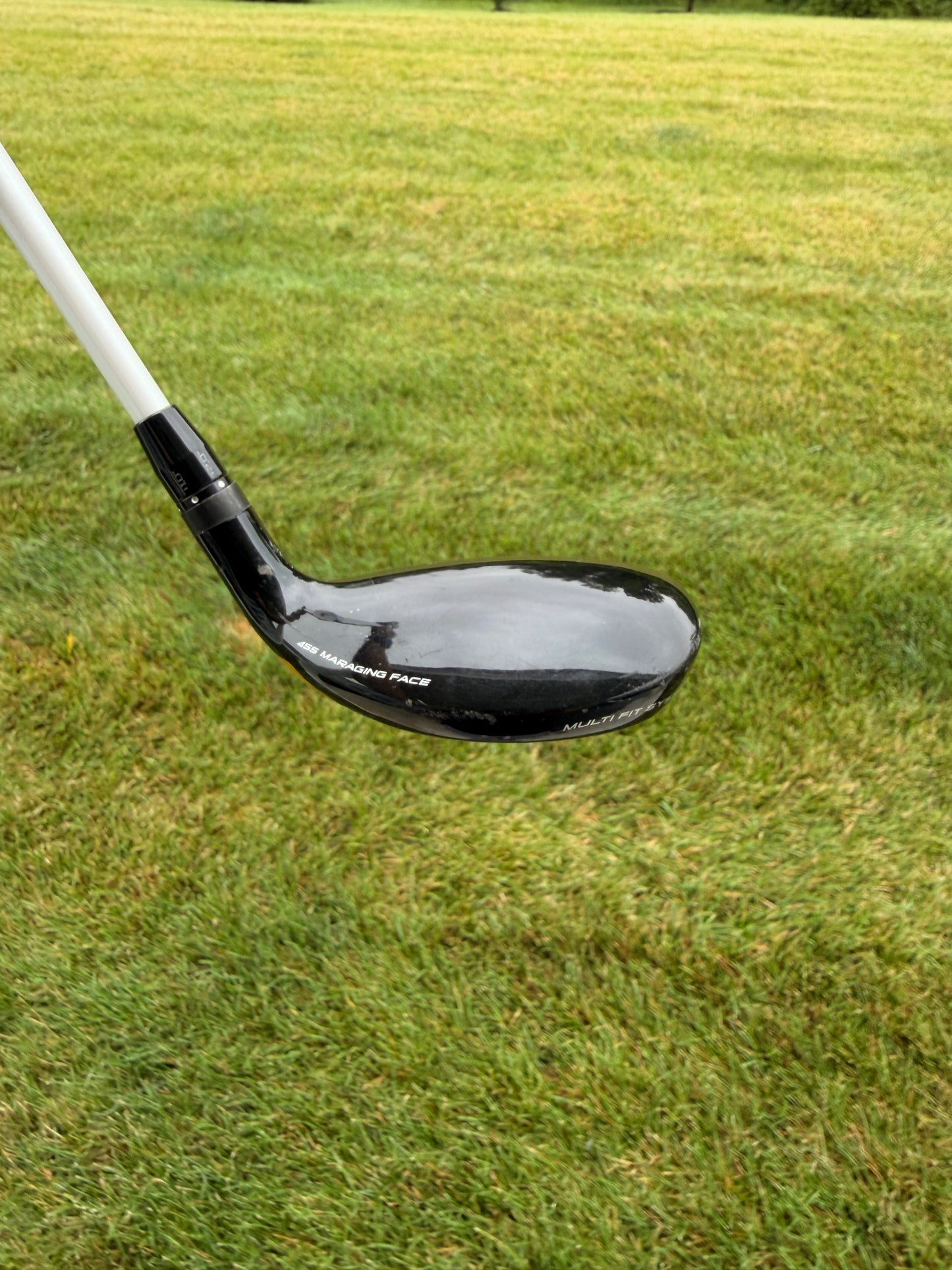 Wilson Staff FG Tour F5 3 Hybrid 20° Aldila Rogue 70g Stiff Flex 43" +HC — photo 4