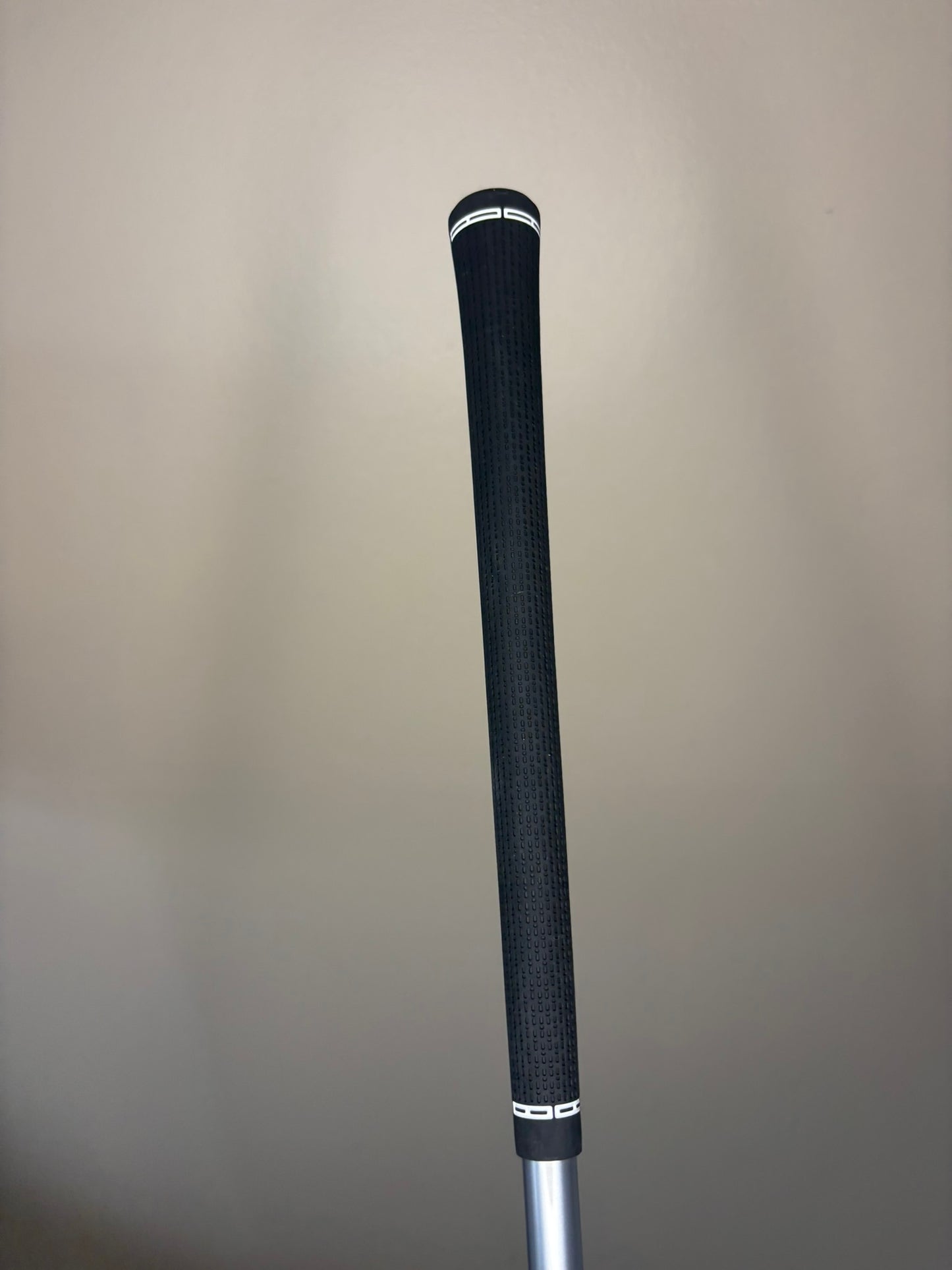 Titleist GT1 5 Hybrid 23° Air Speeder Senior Flex 39.5″ NICE