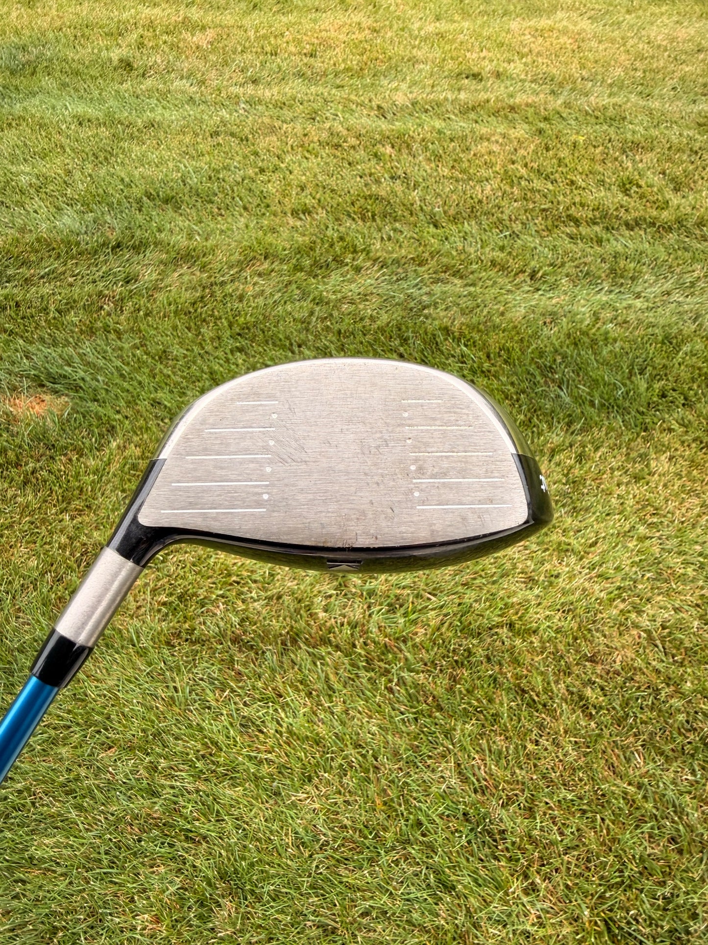 Titleist 909 D2 Driver 10.5° Aldila VS 65g Stiff Flex 44.75" +HC — photo 2