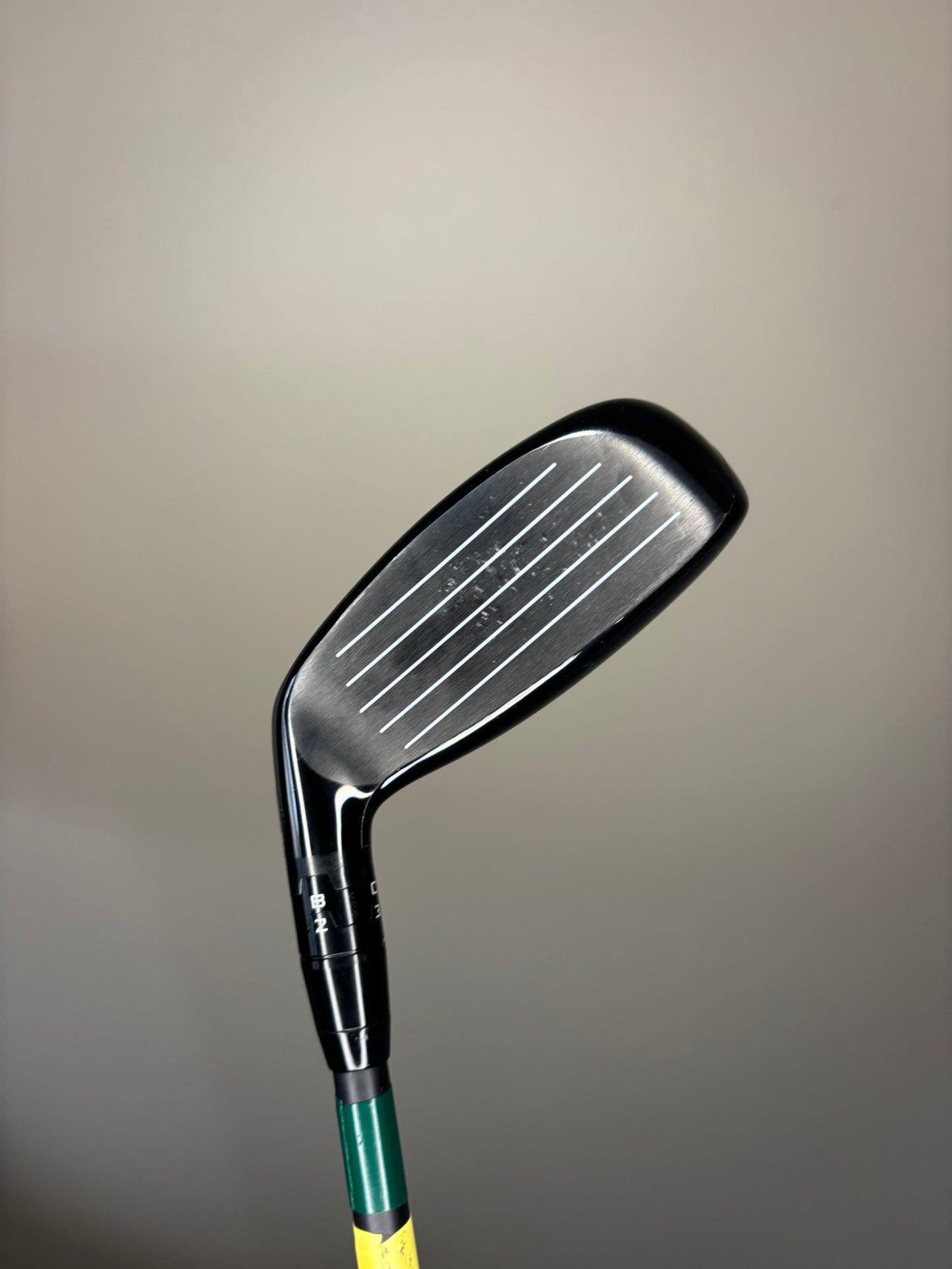 Titleist GT3 3 Hybrid 19° HZRDUS 80g HY Stiff Flex 40.5″ NICE