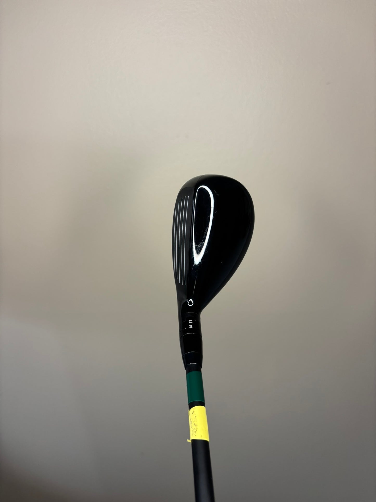 Titleist GT3 3 Hybrid 19° HZRDUS 80g HY Stiff Flex 40.5″ NICE