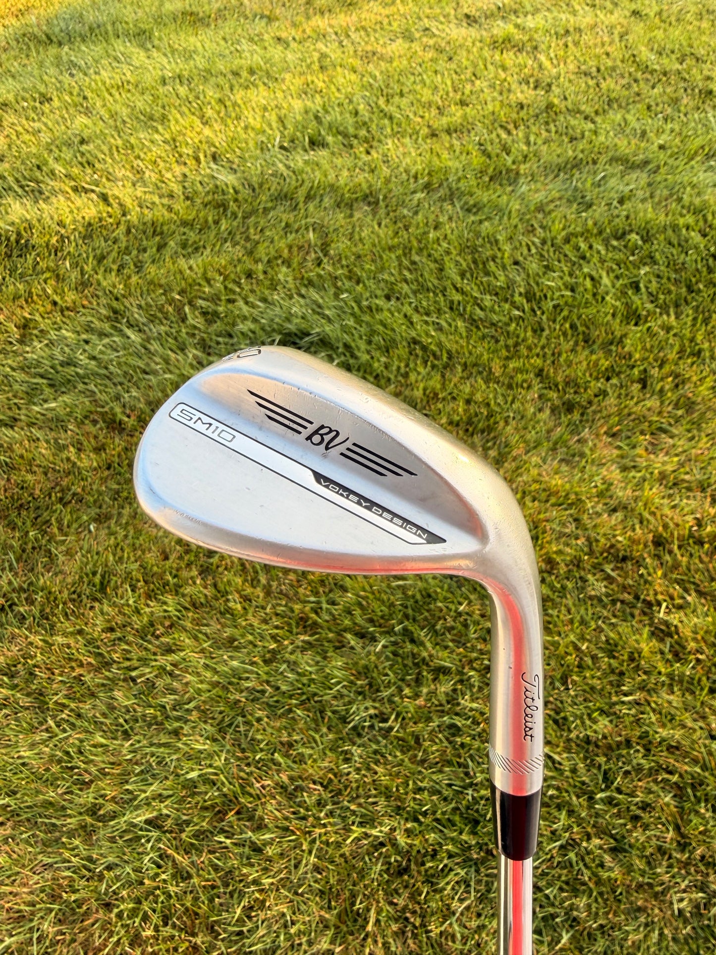 Titleist Vokey SM10 Tour Chrome LW 60° / 8 Stock Demo Wedge Flex 35.25" NICE