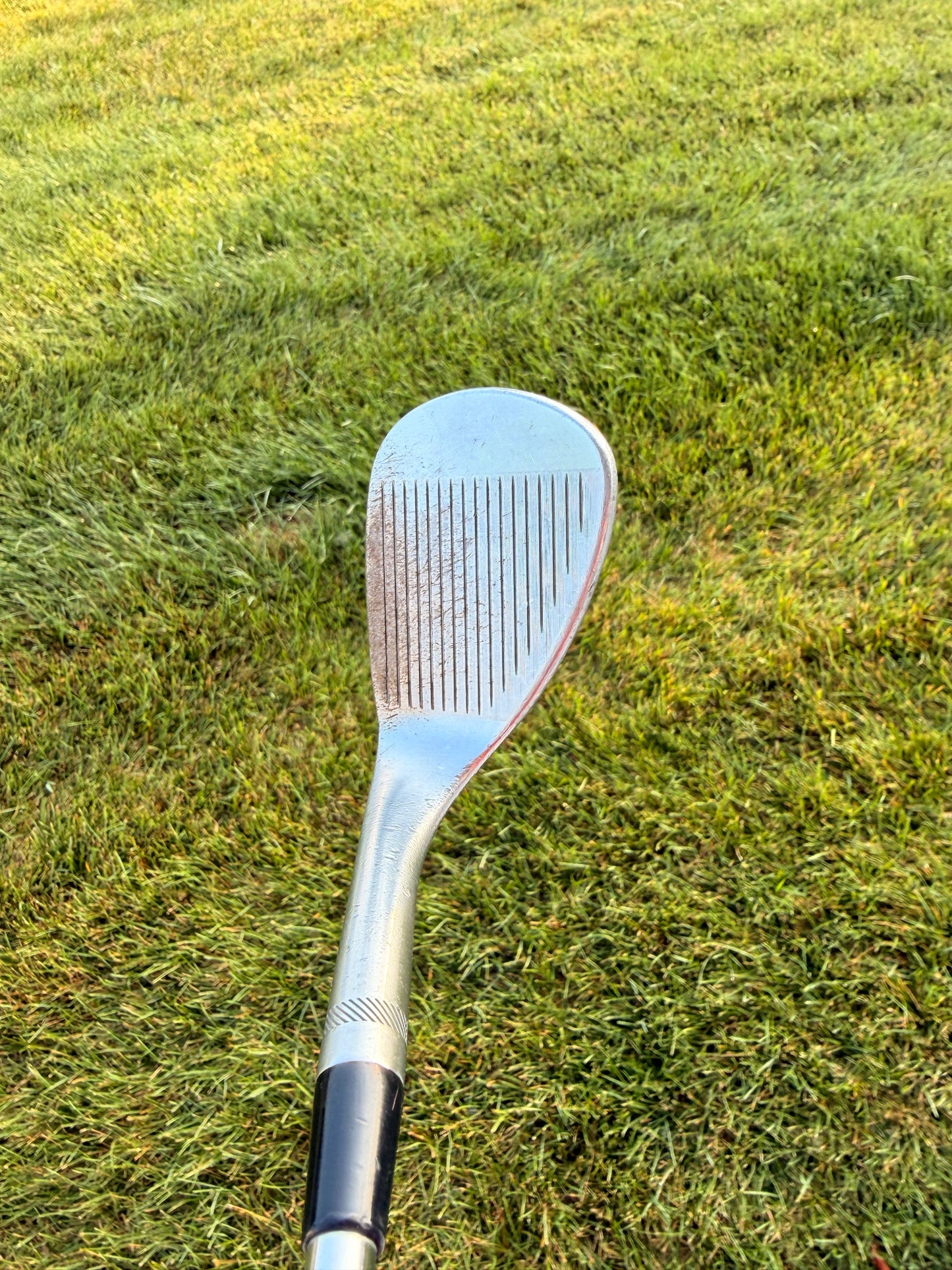 Titleist Vokey SM8 Tour Chrome Lob Wedge 60° / 12 Stock Wedge Flex 35" — photo 3