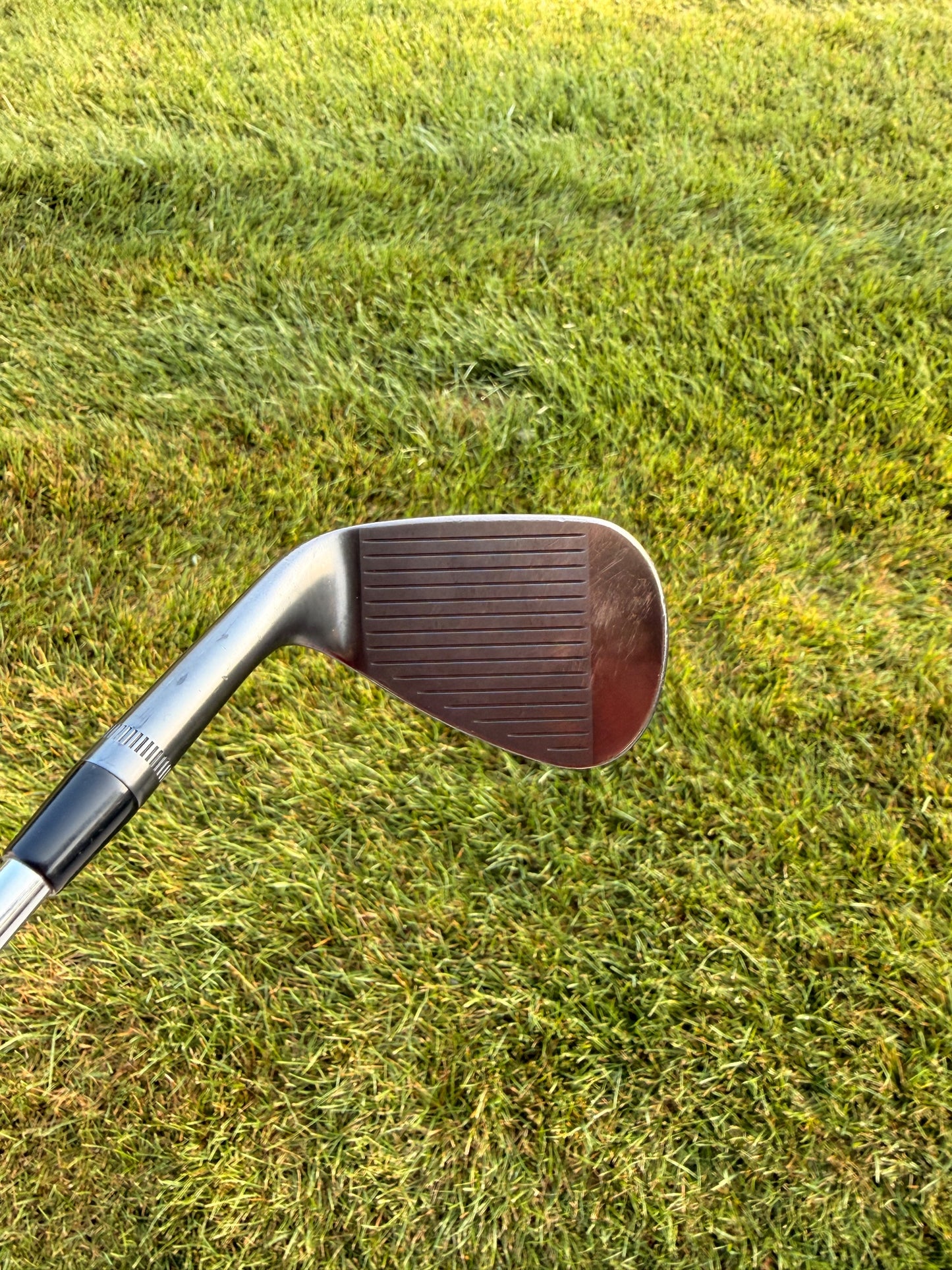 Callaway Jaws Raw Black Plasma Gap Wedge 52°/10 DG Spinner Wedge Flex 35.5" NICE — photo 2