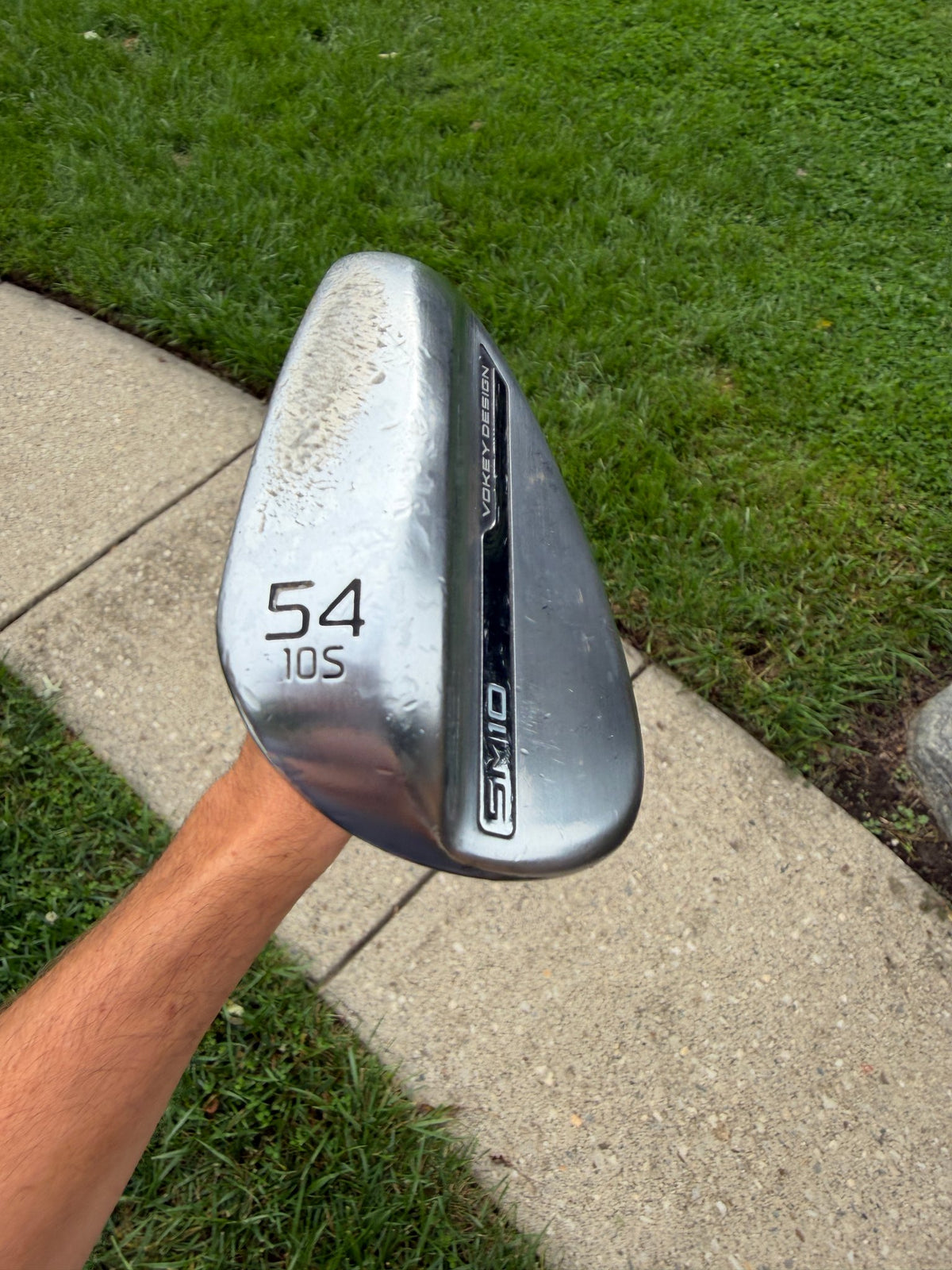 Titleist Vokey SM10 Chrome Sand Wedge 54°/10 Dynamic Gold S200 Stiff Flex 35.5" — photo 4