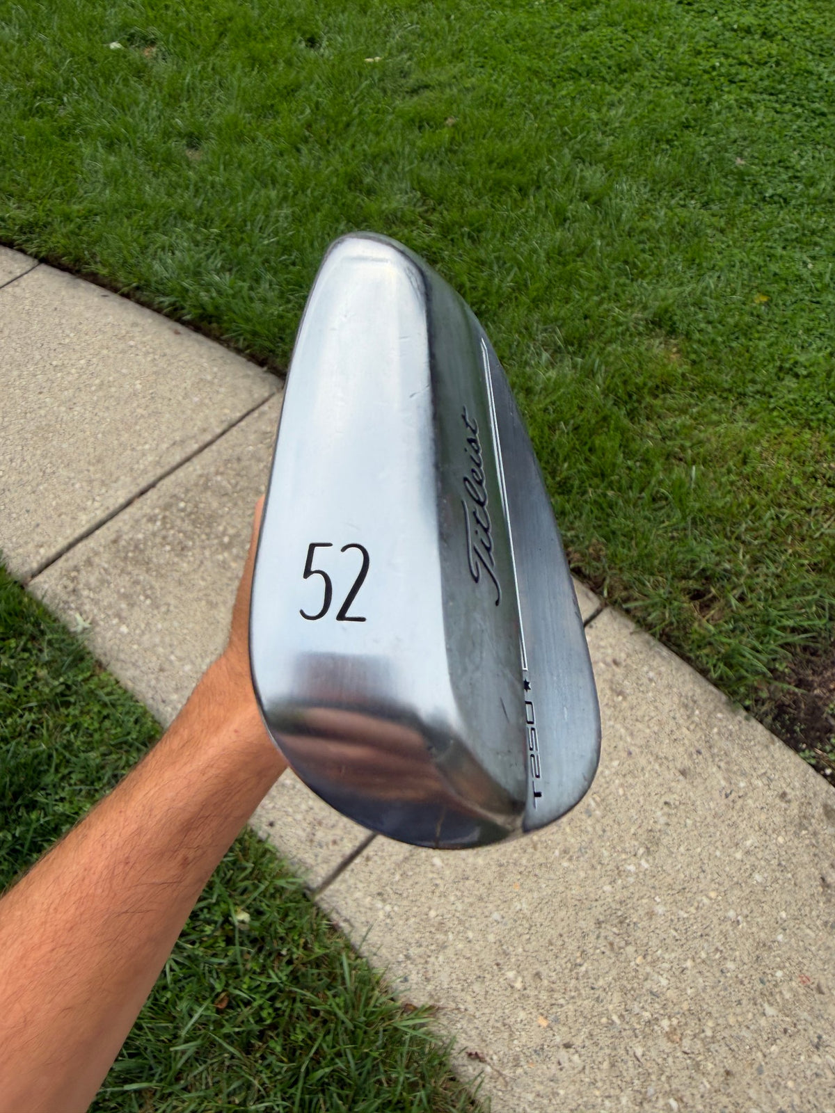 Titleist 2025 T250* Launch Spec Gap Wedge 52° MMT 65 Senior Flex 35.5" NEAR MINT — photo 4