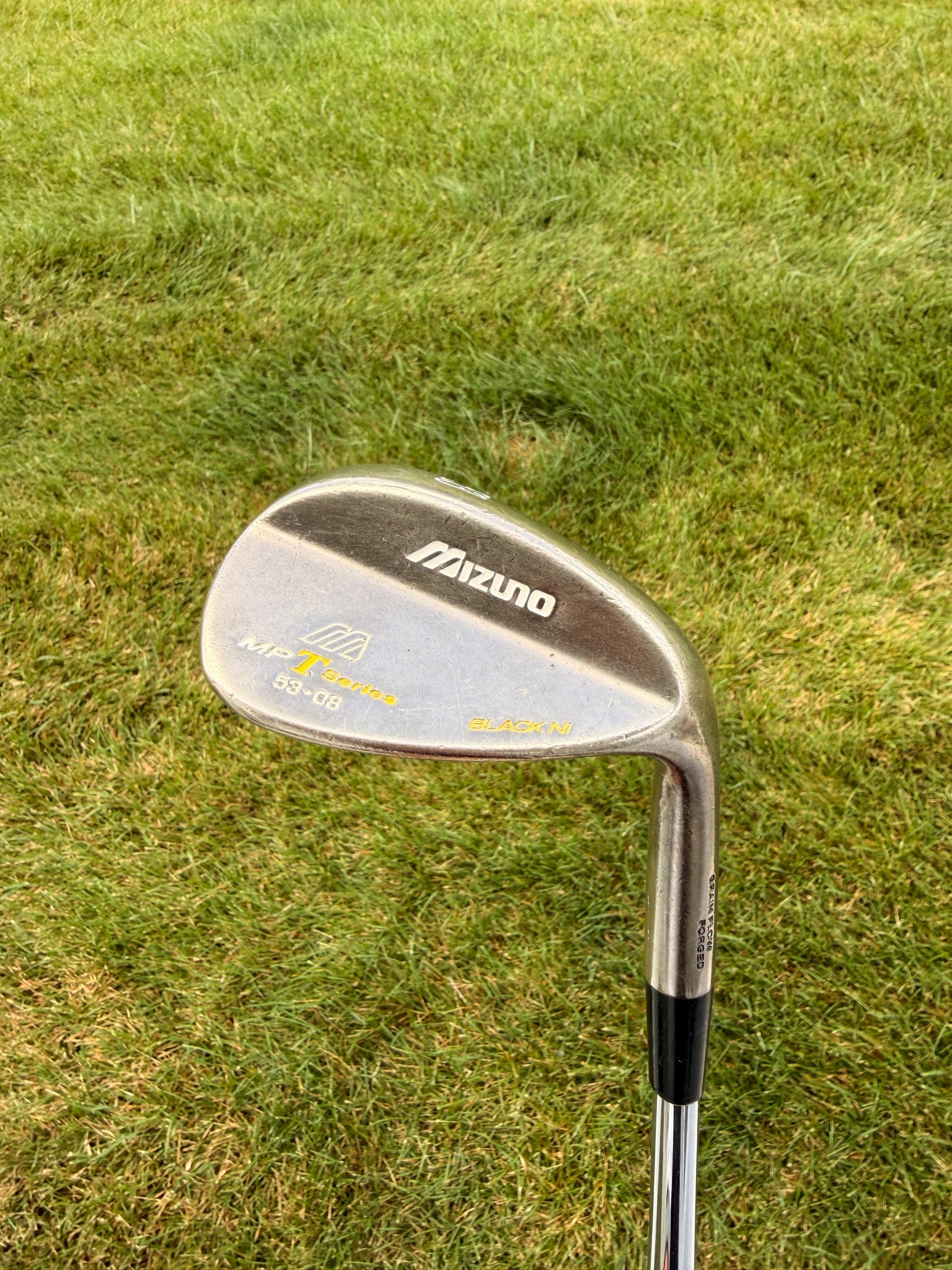 Mizuno 2008 MP-T Series Black Nickel GW 53° / 8 Dynamic Gold Wedge Flex 35.75"