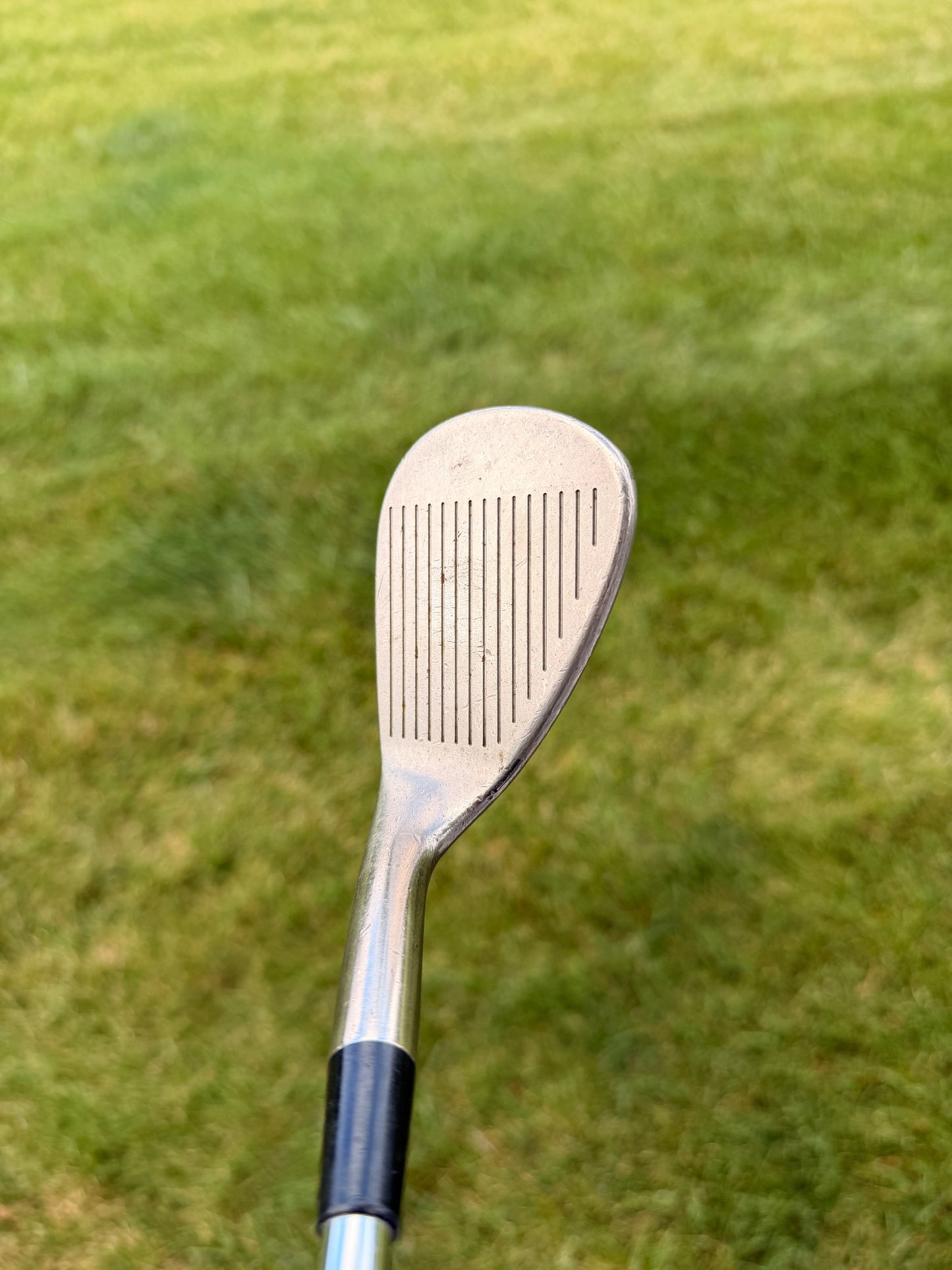 Mizuno 2008 MP-T Series Black Nickel GW 53° / 8 Dynamic Gold Wedge Flex 35.75" — photo 3