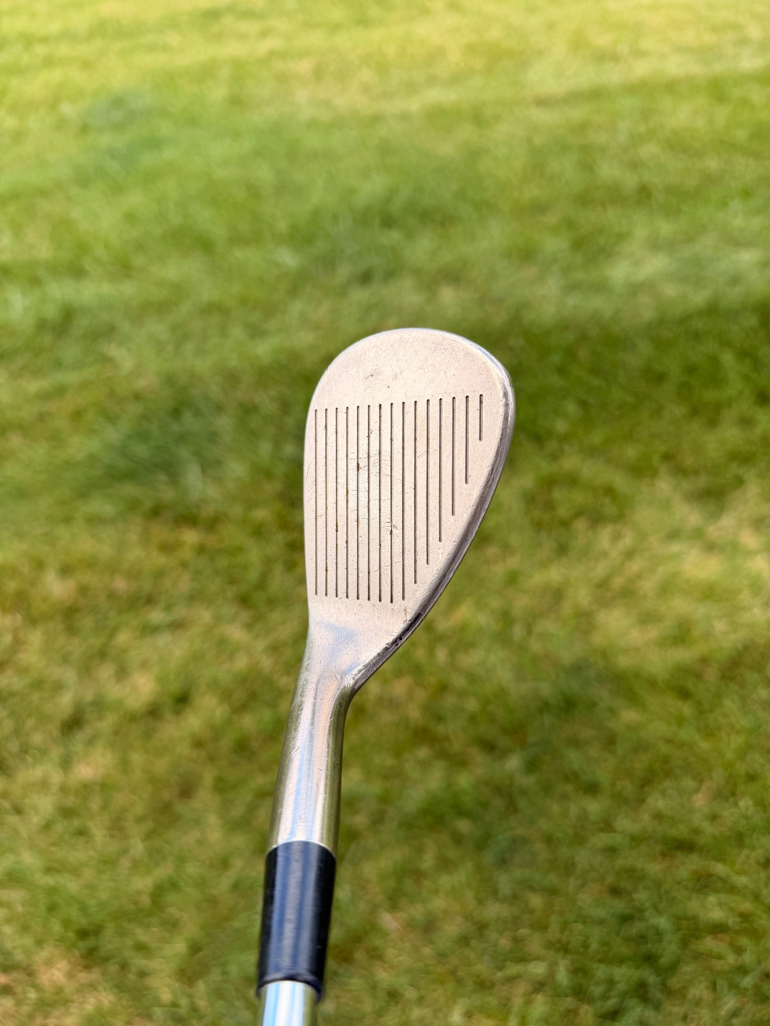 Mizuno 2008 MP-T Series Black Nickel GW 53° / 8 Dynamic Gold Wedge Flex 35.75" — photo 3