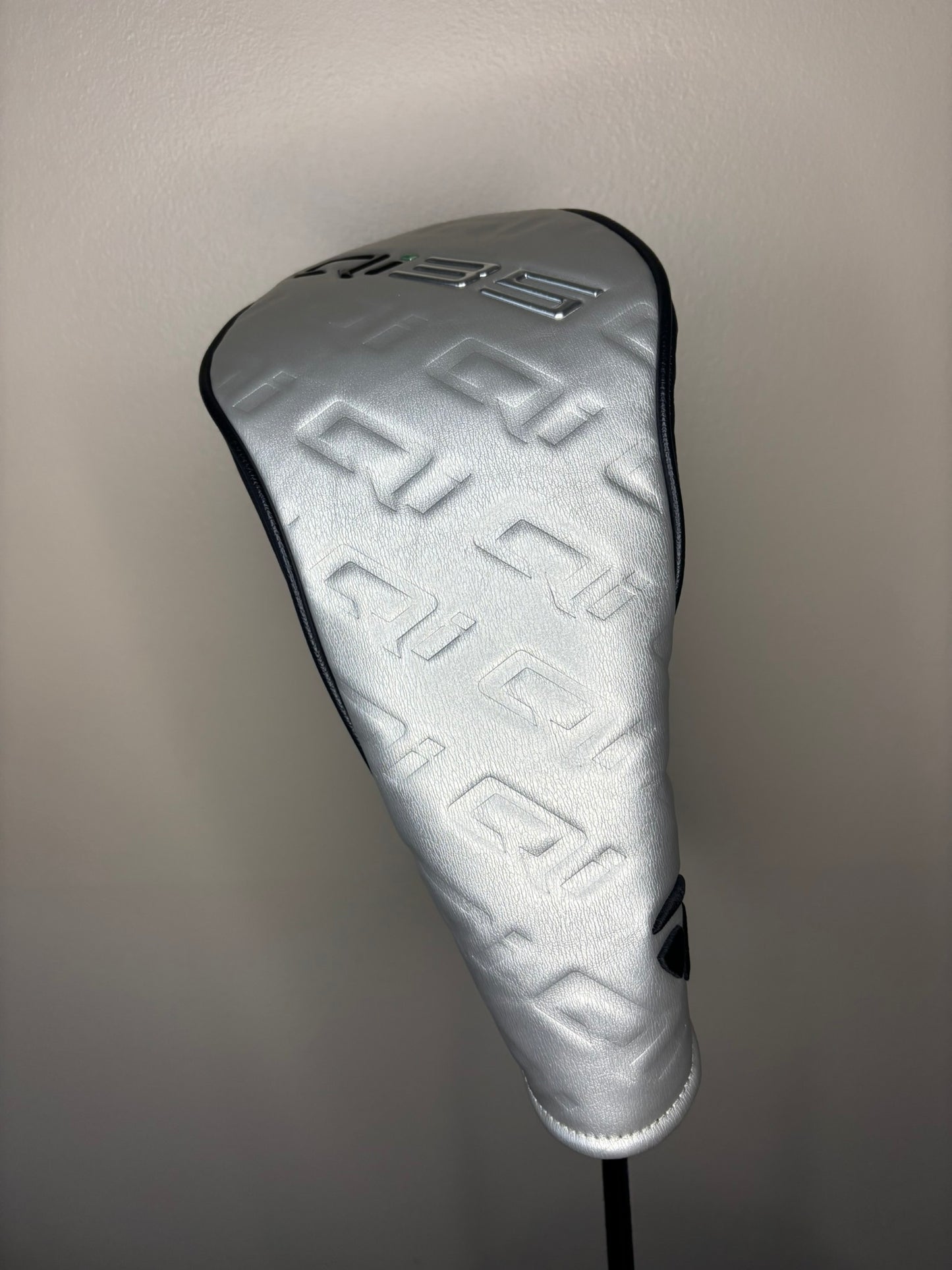 Taylormade Qi35 LS Driver 9° HZRDUS Smoke RDX Extra Stiff Flex 45″ +HC MINT