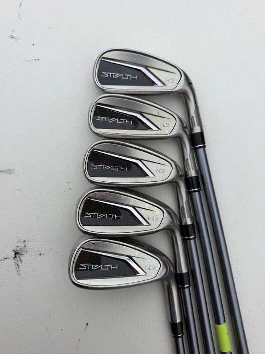 TaylorMade Stealth HD Iron Set 6-PW Speeder NX 50 Senior Flex NICE