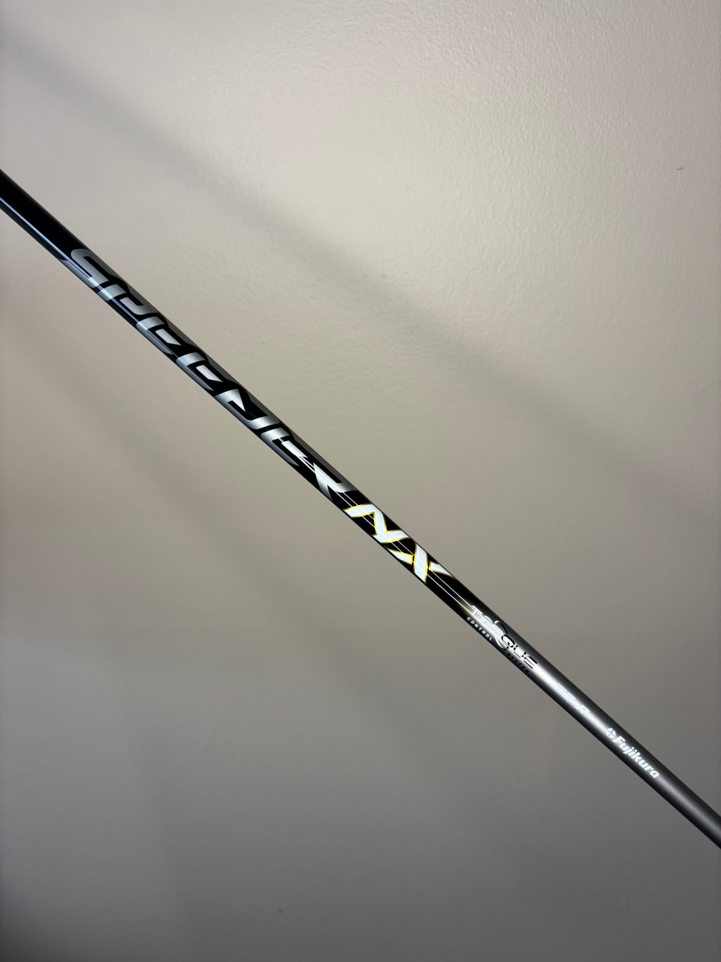 Taylormade Qi35 Driver 9° Speeder NX 50g Regular Flex 45.5″ MINT