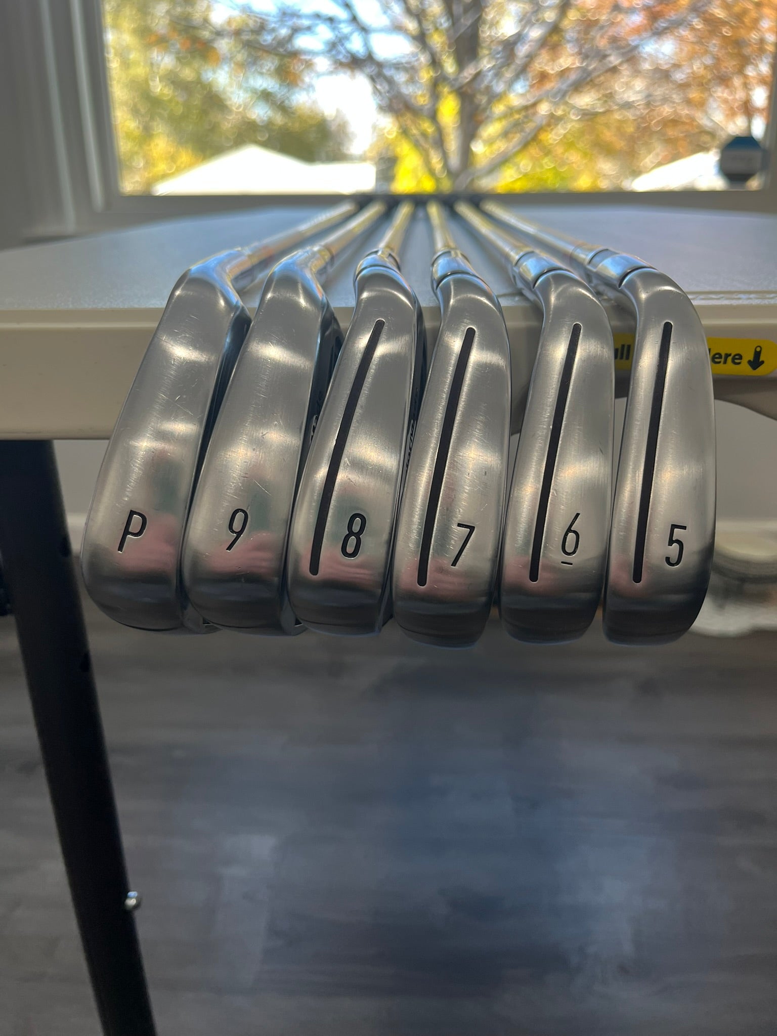 Photo of Taylormade Qi Iron Set Regular Flex Kbs Max Mt 85