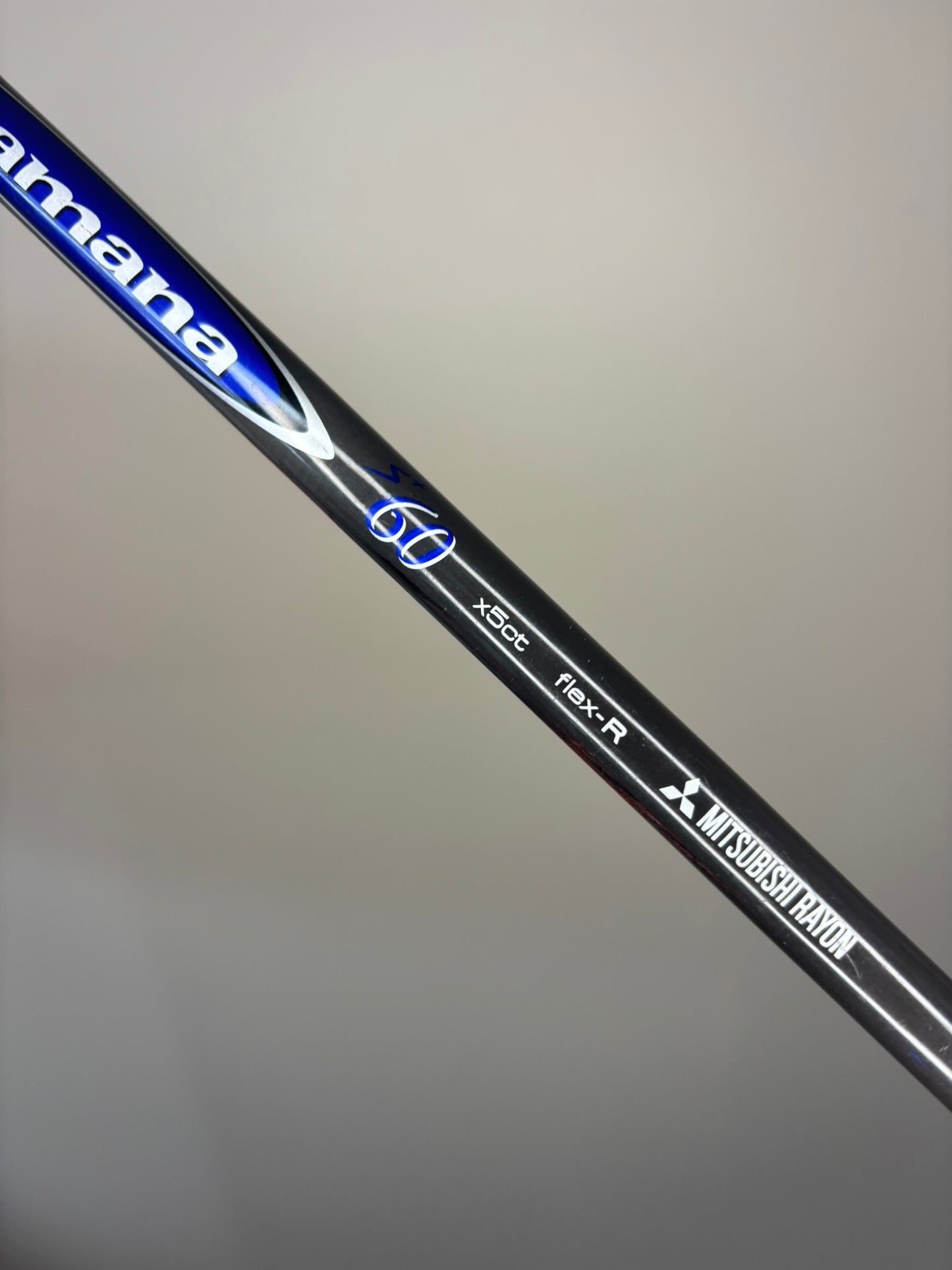 Titleist 917 D2 Driver 10.5° Diamana Blue S+ 60g Regular Flex 44.75″ NICE