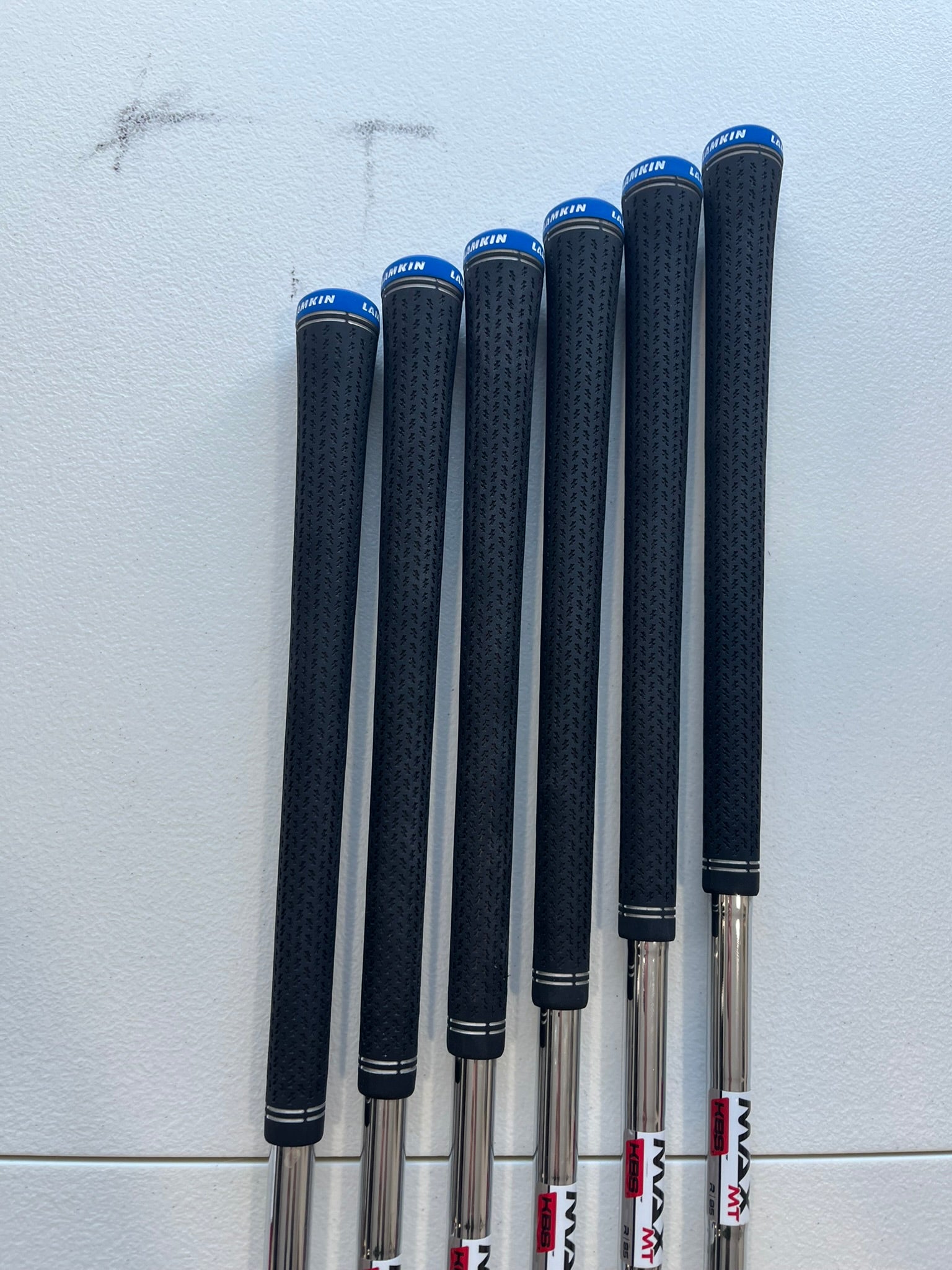 Photo of Taylormade Qi Iron Set Regular Flex Kbs Max Mt 85