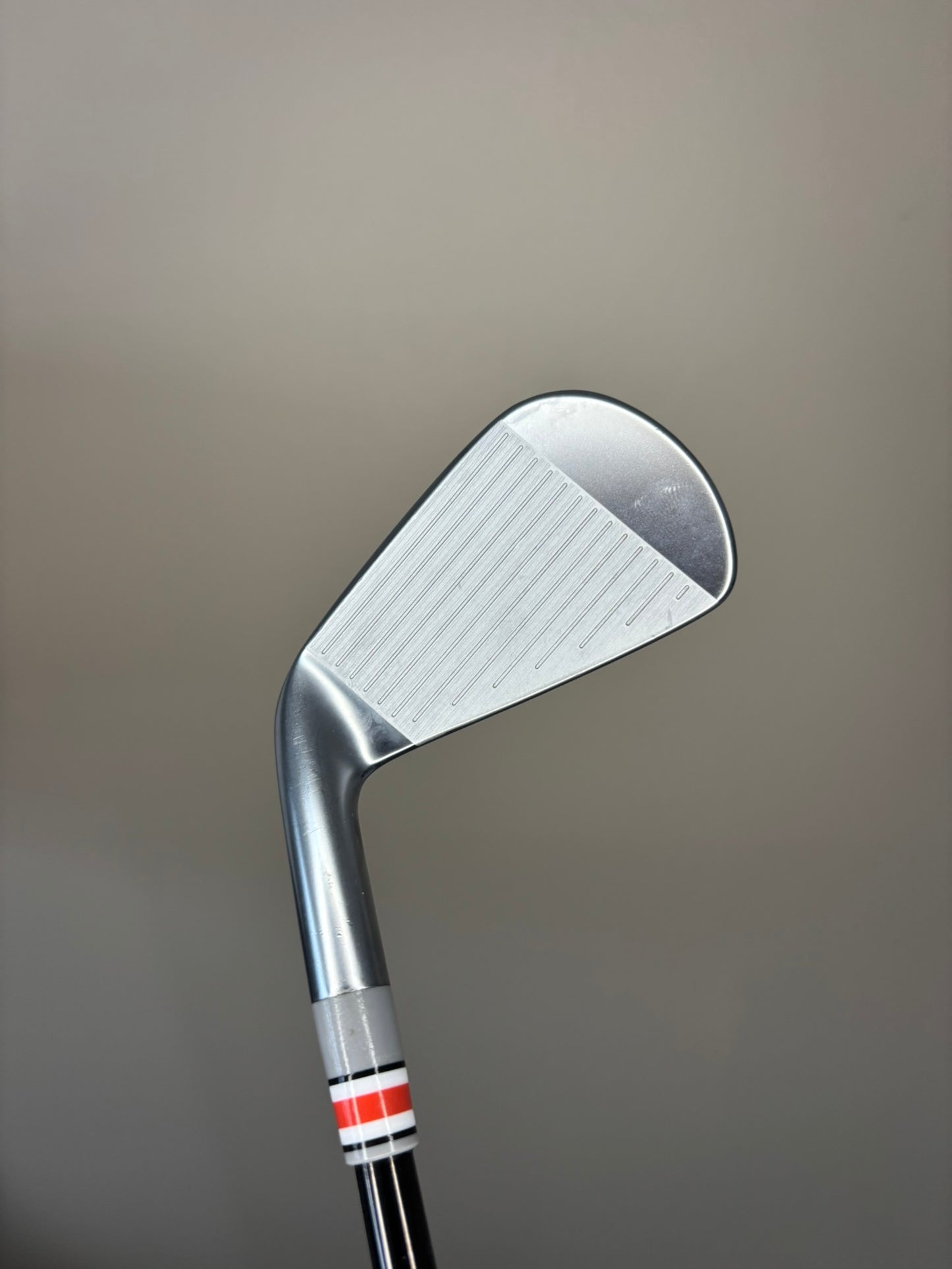 Srixon ZXi7 4-Iron KBS $-Taper 120g Stiff Flex 38″ MINT