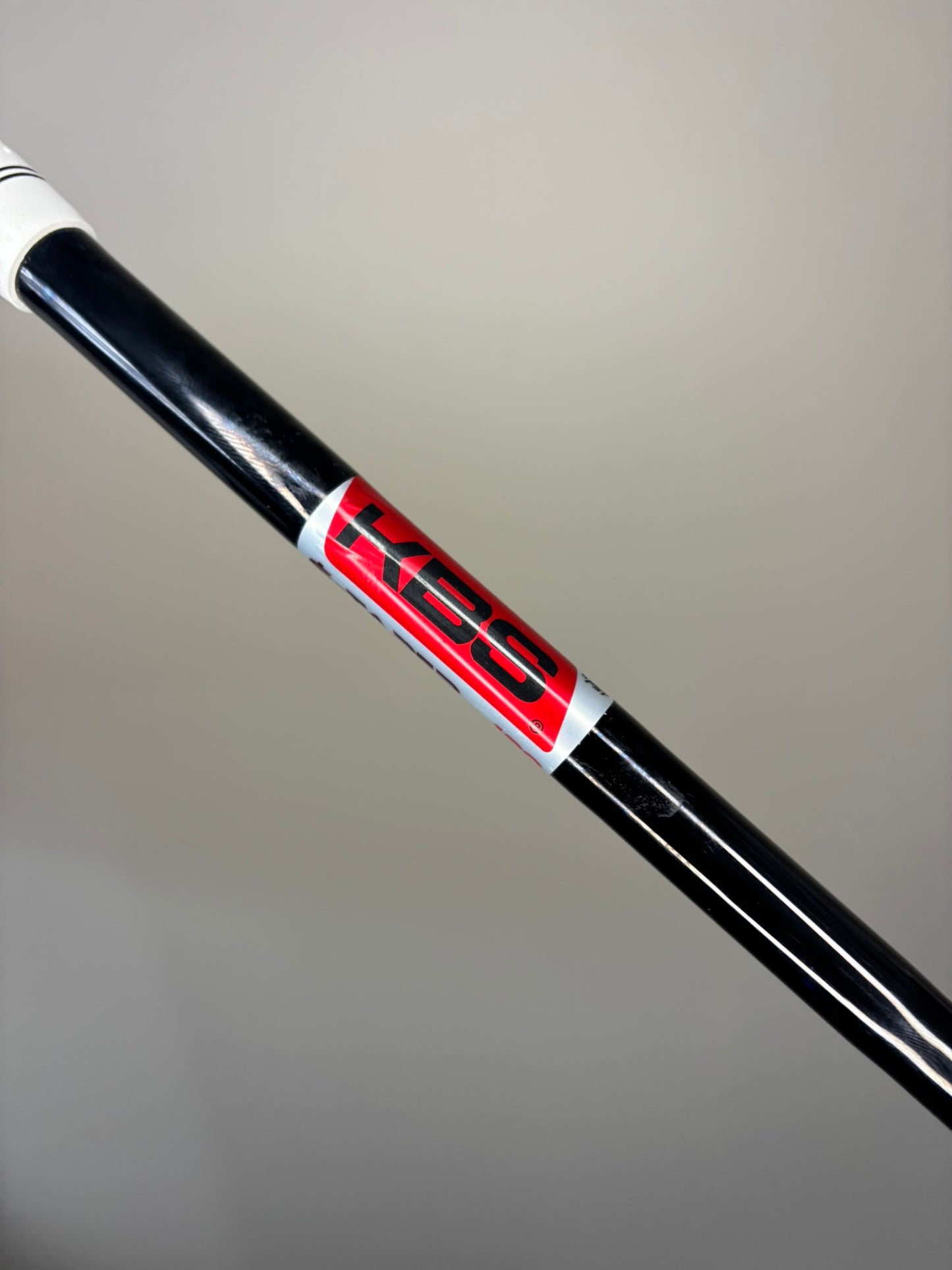 Srixon ZXi7 4-Iron KBS $-Taper 120g Stiff Flex 38″ MINT