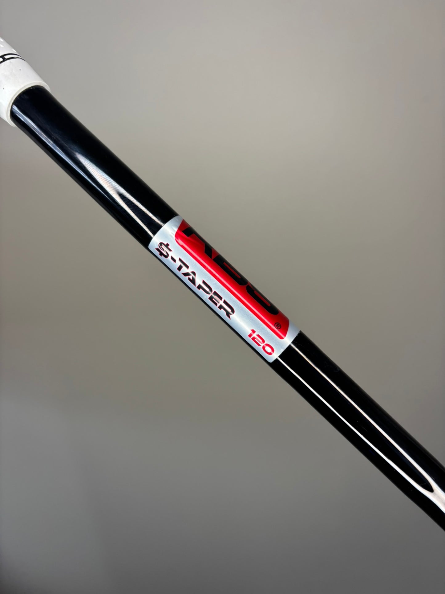 Srixon ZXi7 4-Iron KBS $-Taper 120g Stiff Flex 38″ MINT