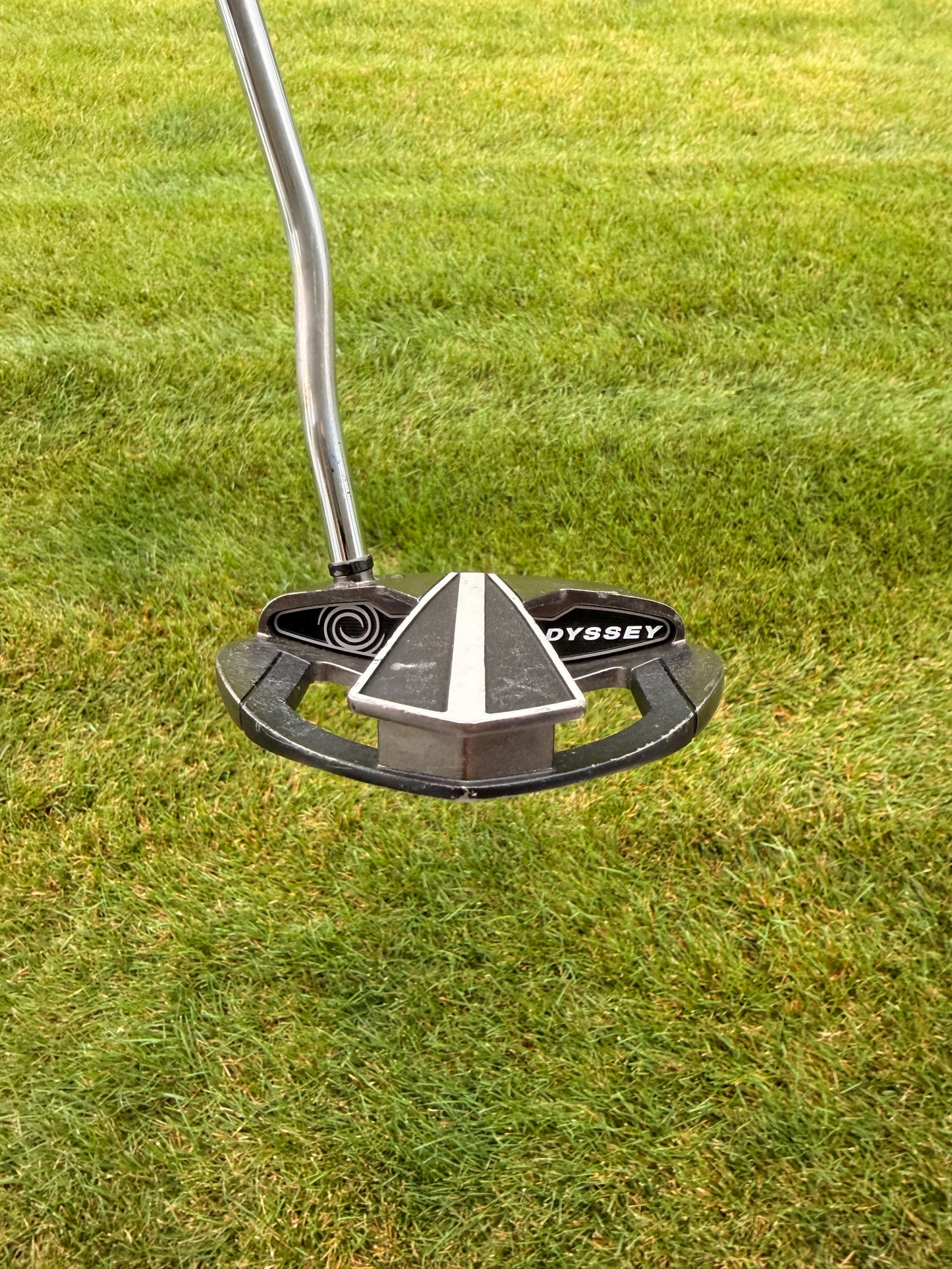Odyssey White Ice D.A.R.T. Putter Stock 34" — photo 4