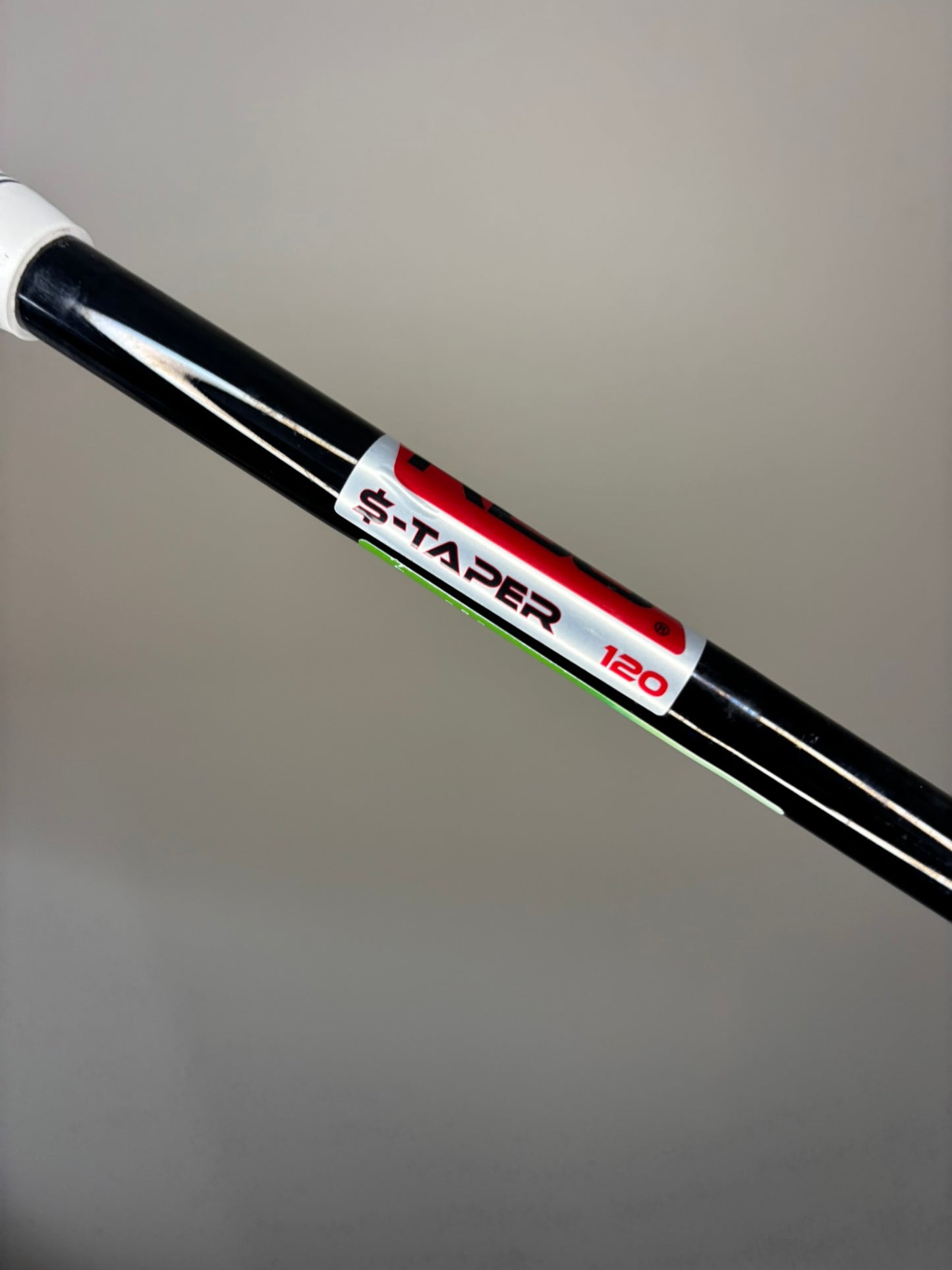 Srixon ZXi7 7-Iron KBS $-Taper 120g Stiff Flex 36.5″ MINT