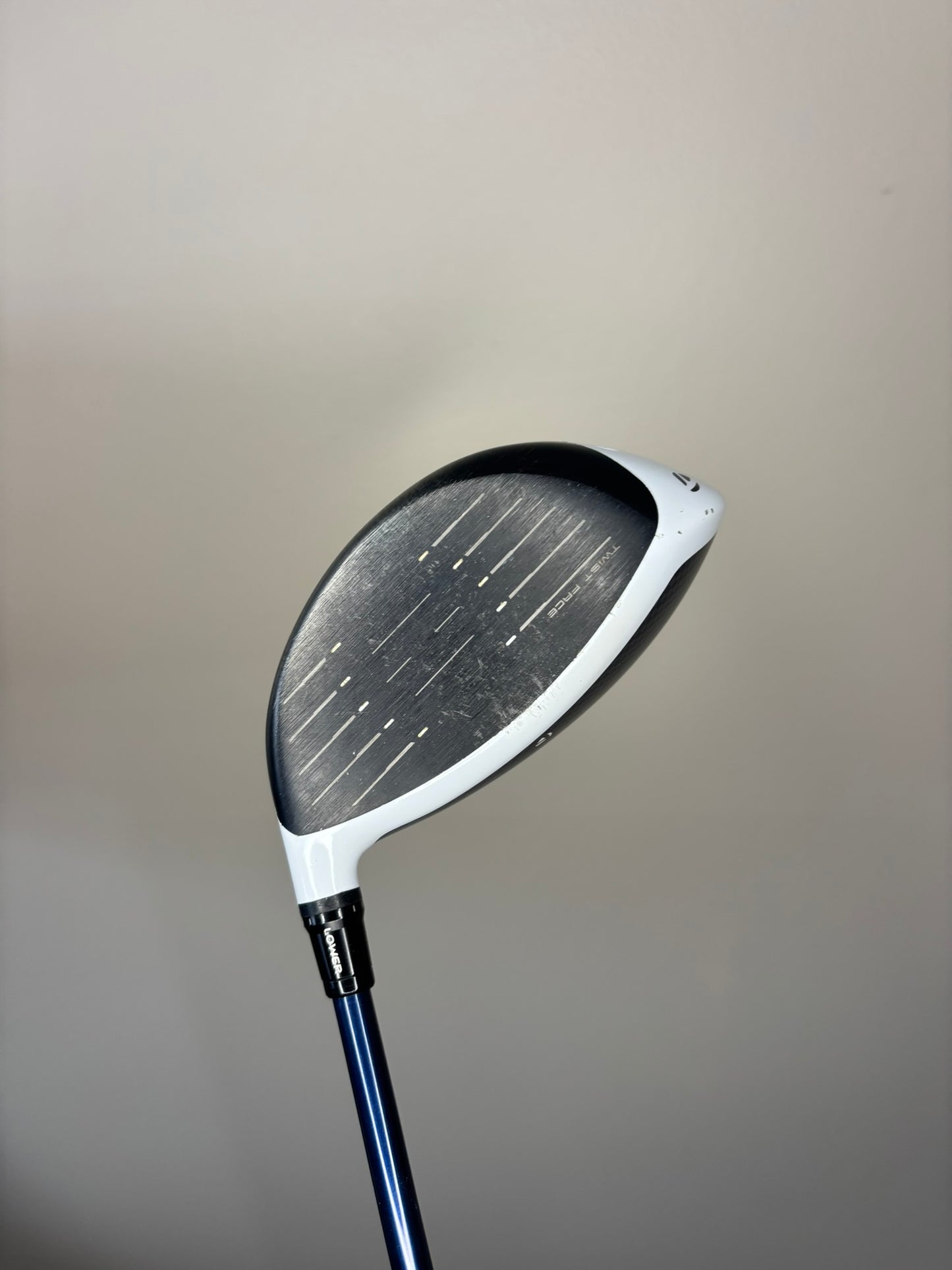 Taylormade SIM2 Driver 9° Ventus Blue 5S Stiff Flex 45.25″ +HC NICE