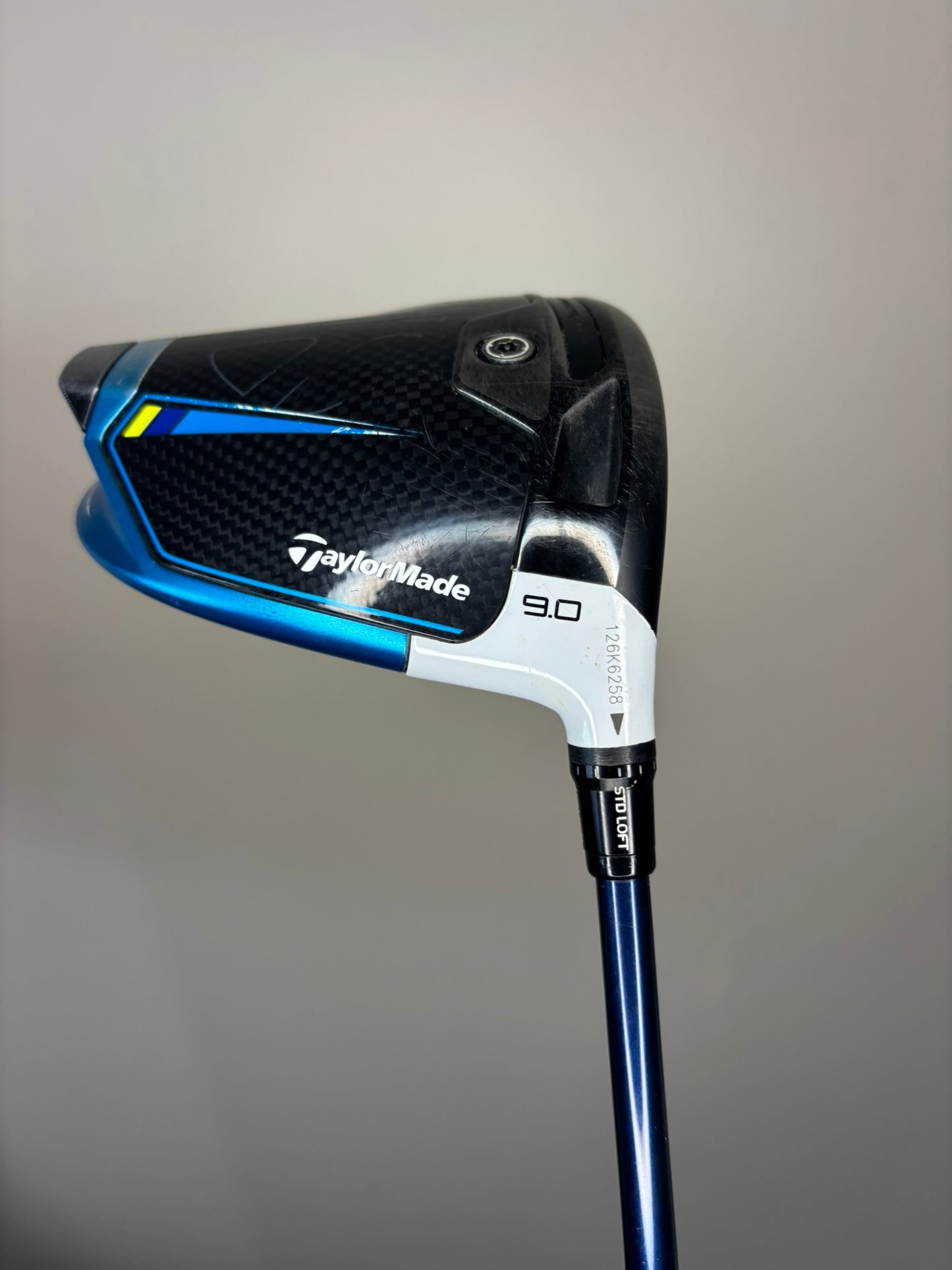 Taylormade SIM2 Driver 9° Ventus Blue 5S Stiff Flex 45.25″ +HC NICE