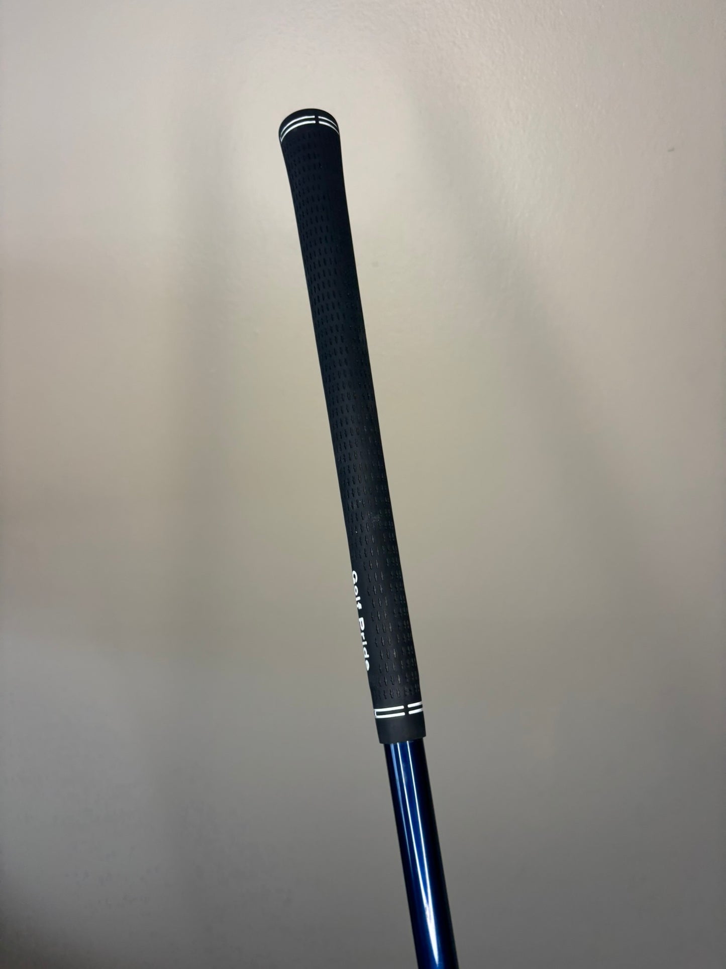 Taylormade SIM2 Driver 9° Ventus Blue 5S Stiff Flex 45.25″ +HC NICE