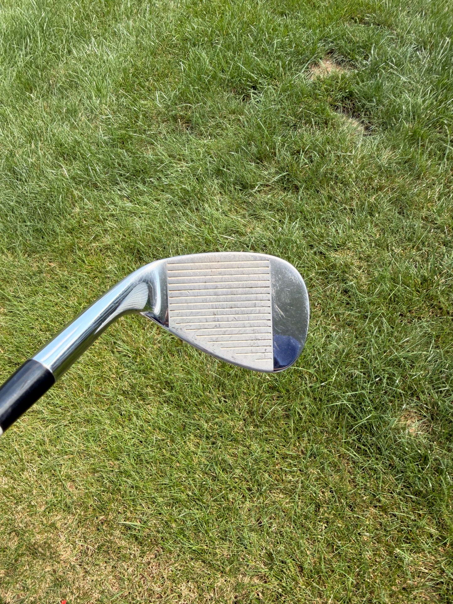 Cleveland 588 Chrome Sand Wedge 56° Stock Wedge Flex 35.25" — photo 2