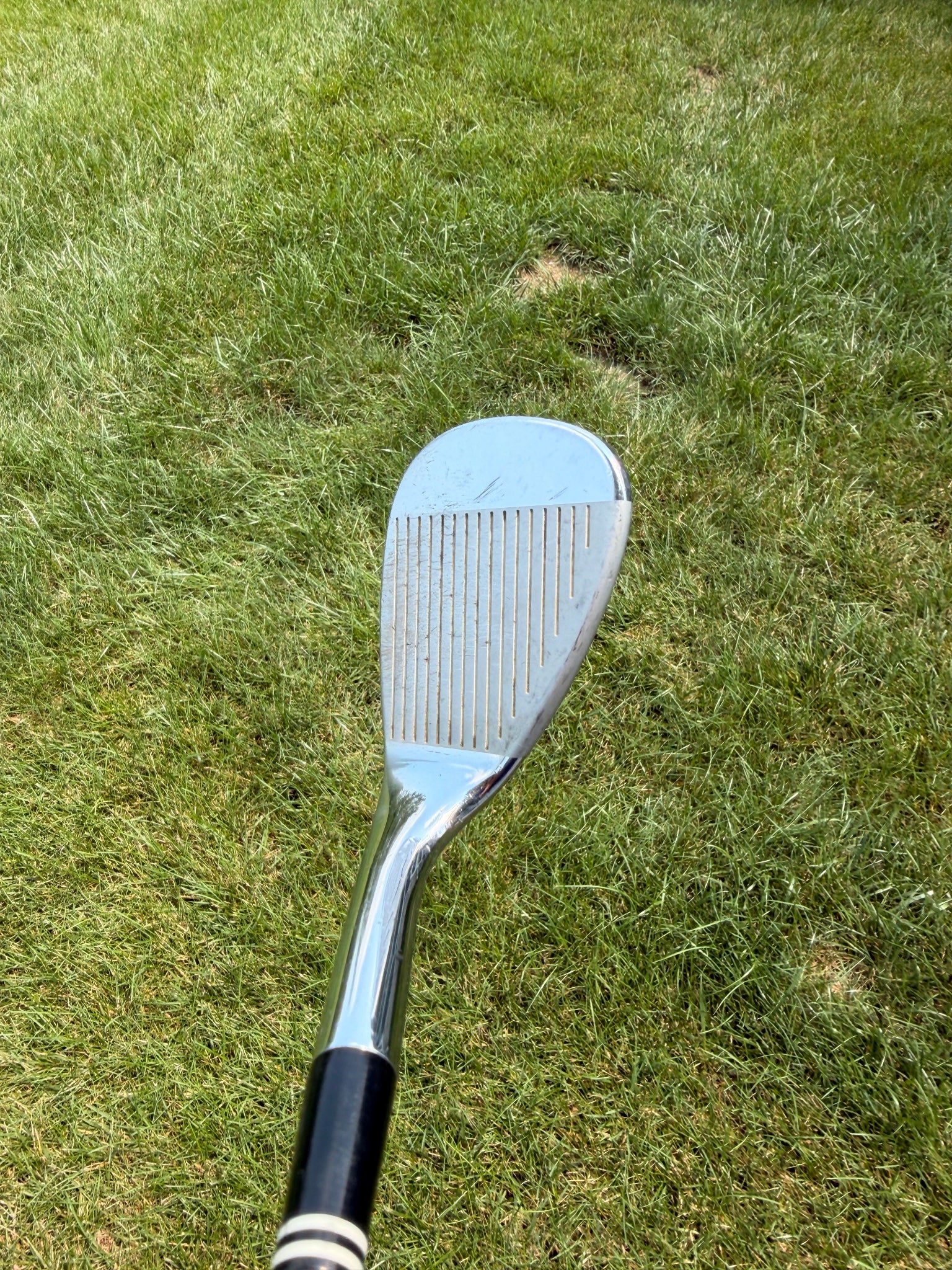 Cleveland 588 Chrome Sand Wedge 56° Stock Wedge Flex 35.25" — photo 3