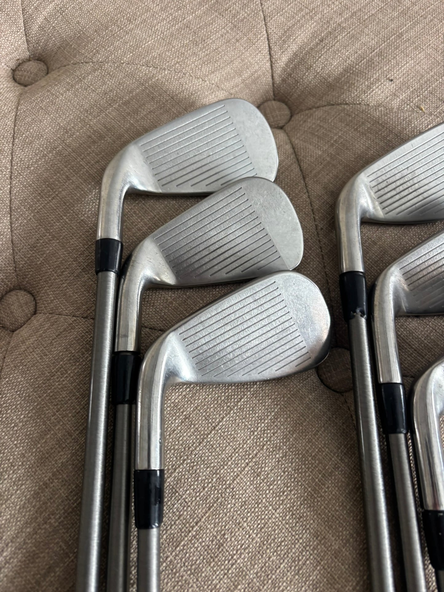 Titleist 716 AP1 Iron Set 6-GW SteelFiber i95 Regular Flex +1/4″ NICE