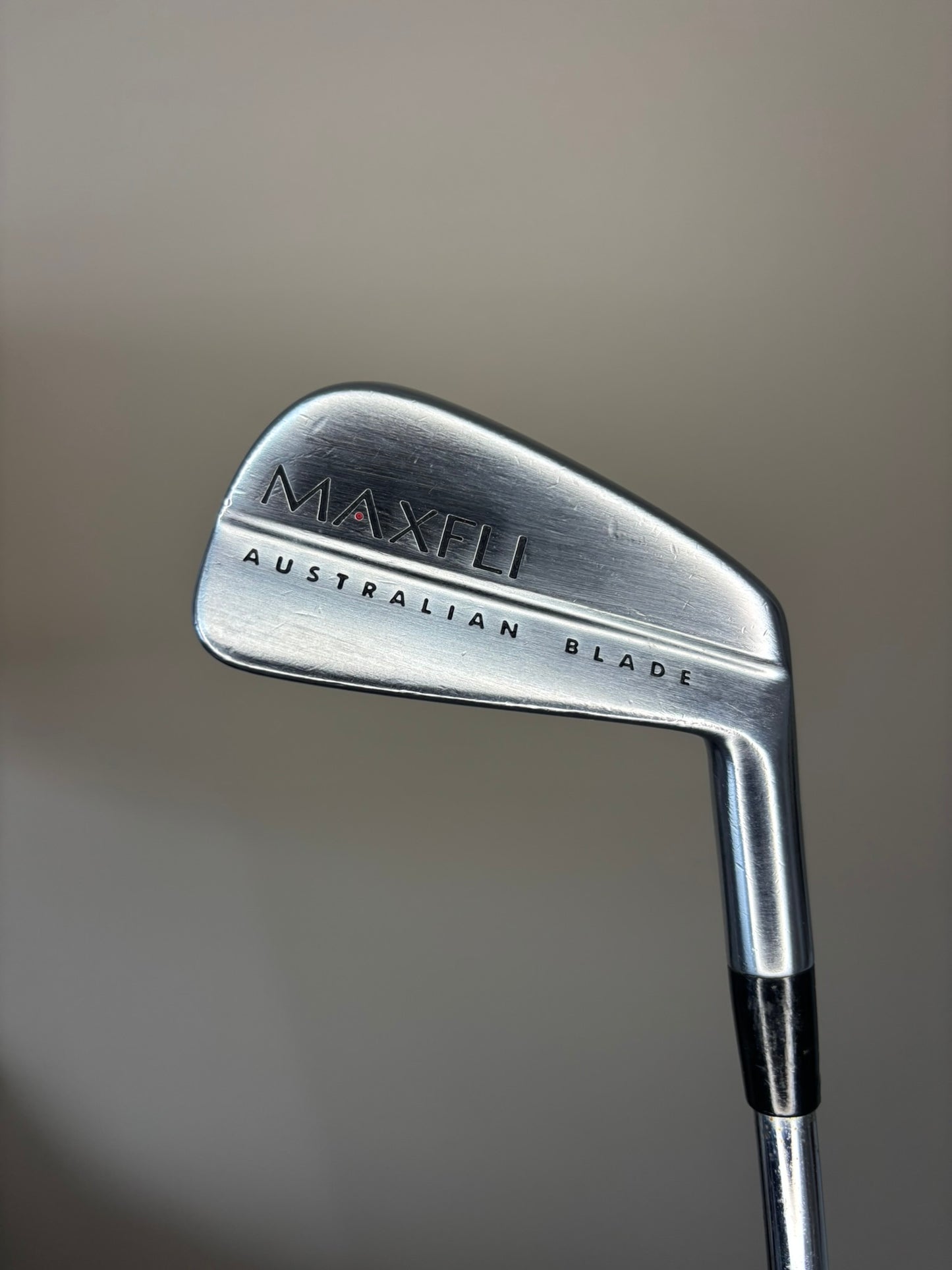 Maxfli Australian Blade 2-Iron TT DG S300 Stiff Flex 39.5″ NICE