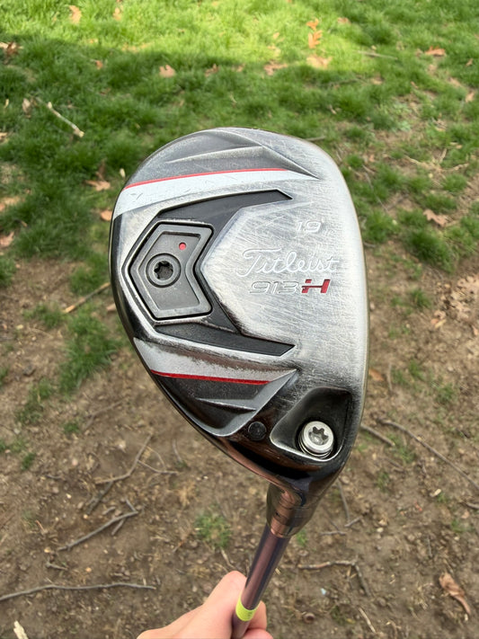 Photo of Titleist 913H 3 Hybrid 19° Stiff Flex Diamana S+ 82 Blue
