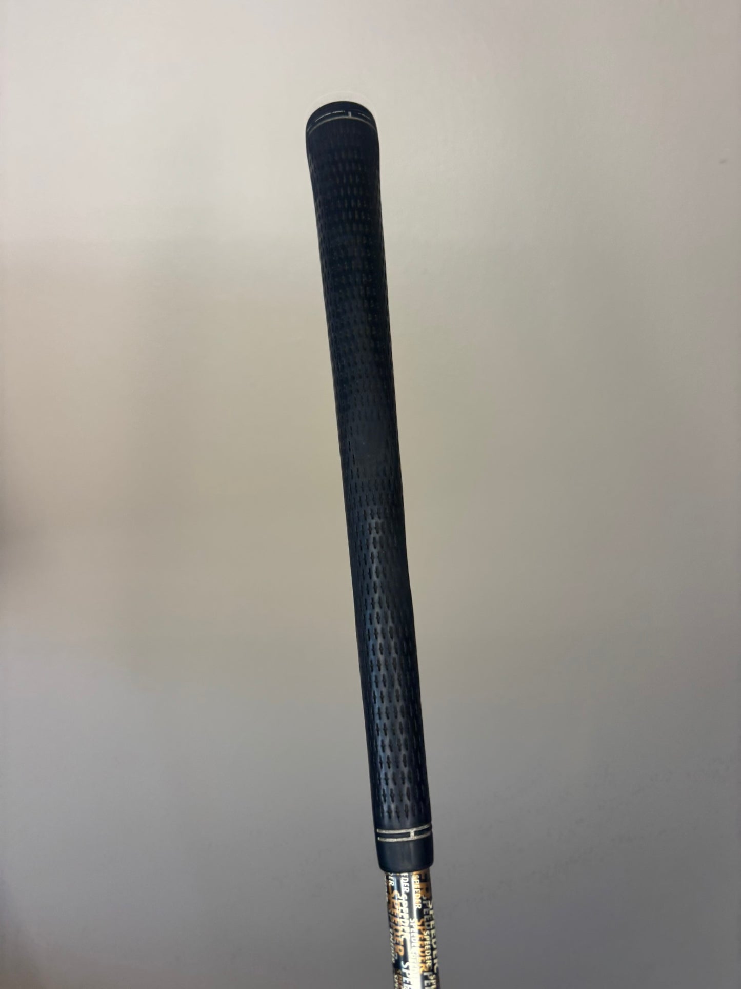 Titleist 906F2 3-Wood 15° Fujikura Speeder Stiff Flex 43″ NICE