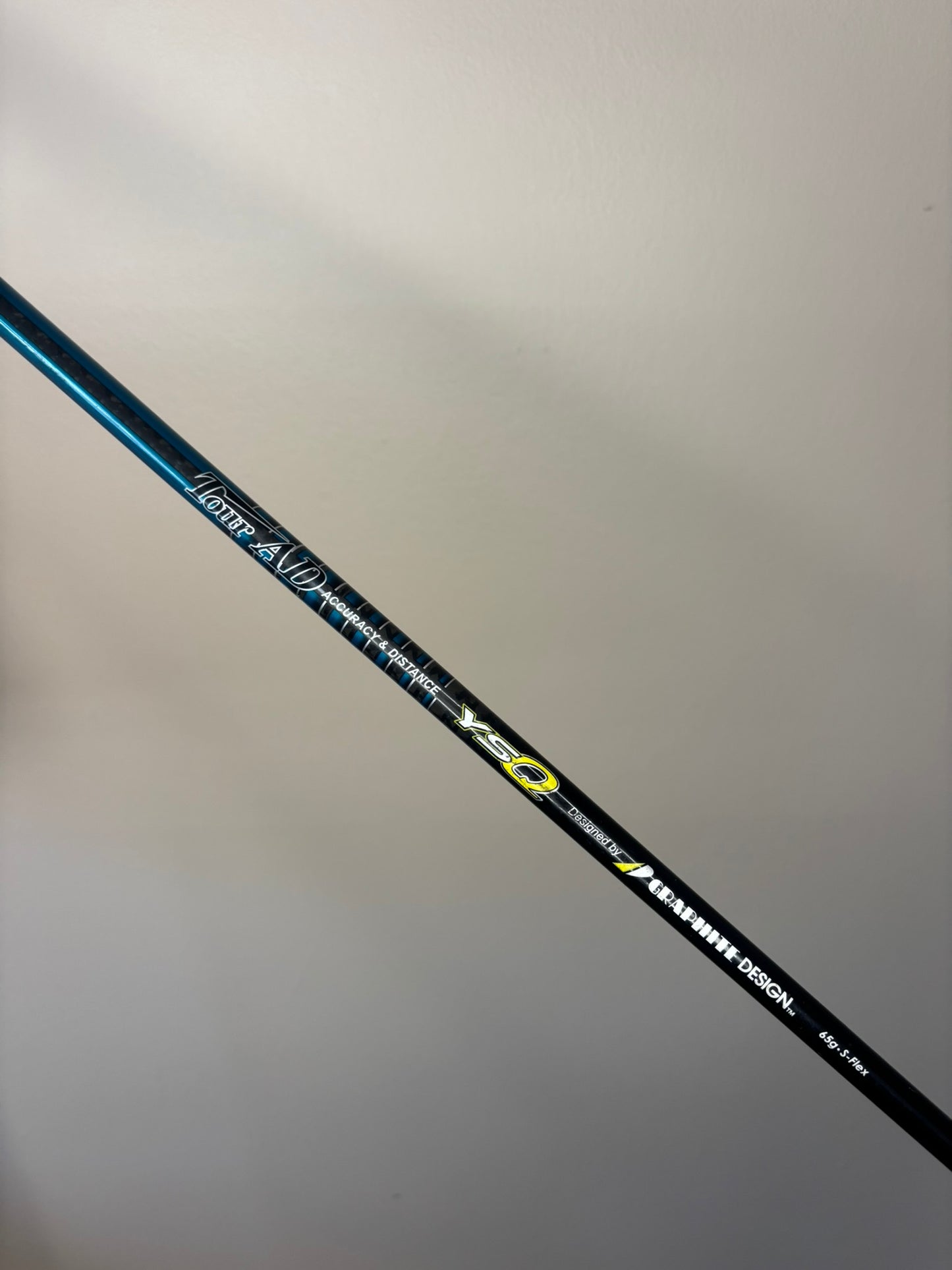 KZG Driver Tour AD YSQ 65g Stiff Flex 45.25″